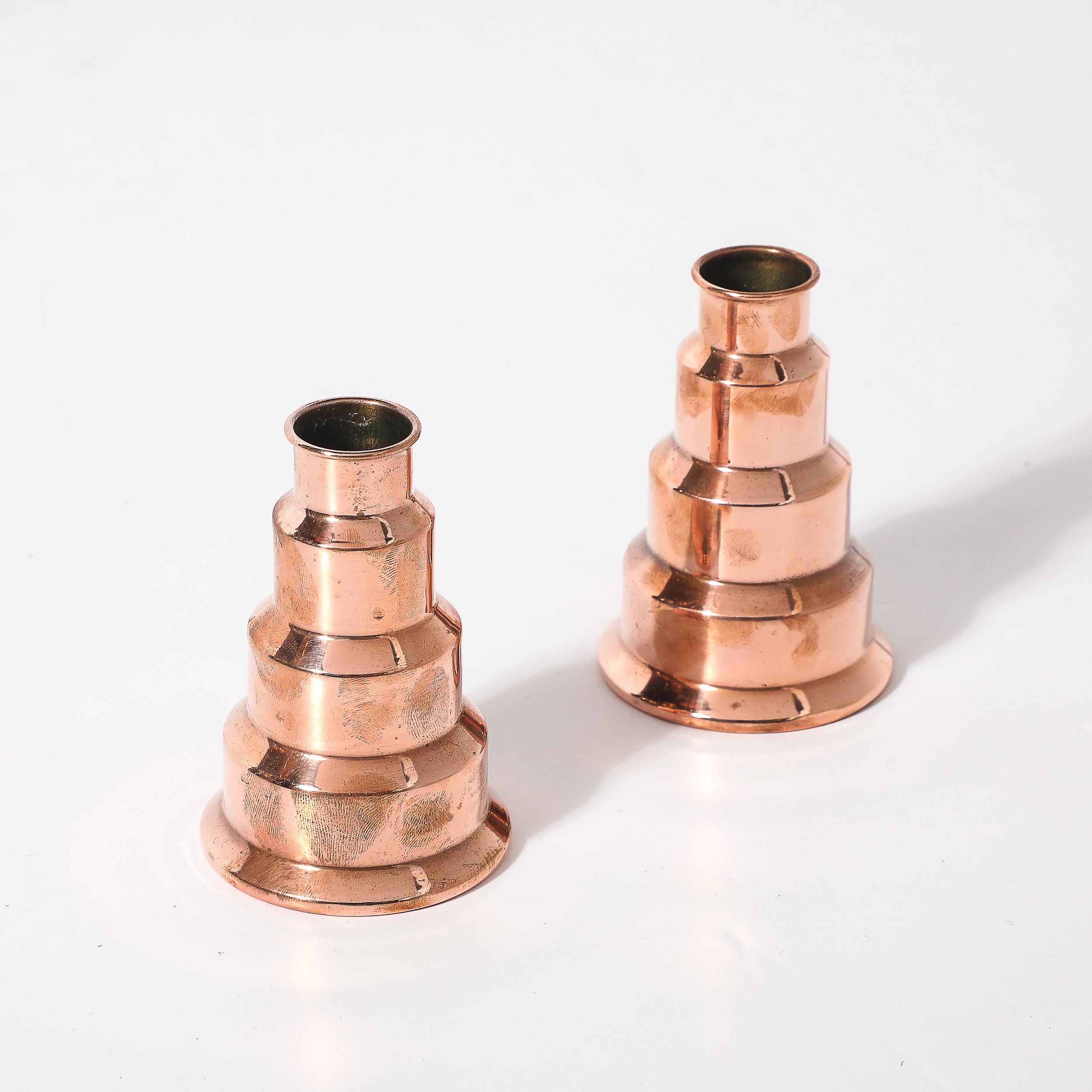 Americano Art Deco Machine Age Skyscraper Style Candleholders in Copper signed Revere in vendita