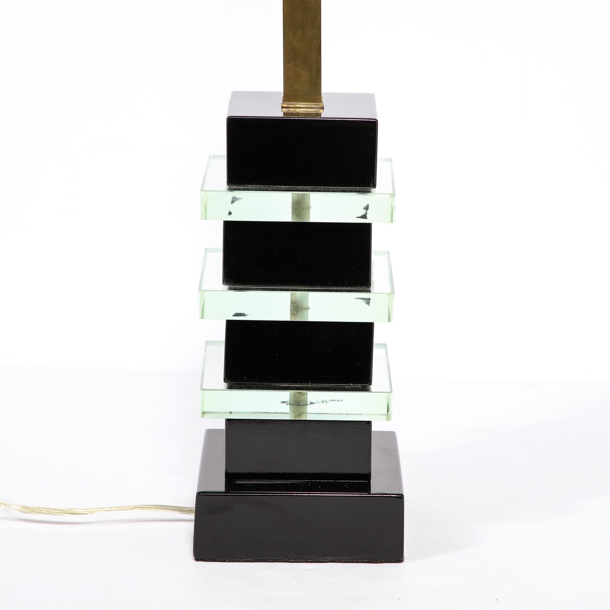 Art-Déco-Lampe im Maschinenzeitalter mit Wolkenkratzer-Stil und schwarzem Lack im Angebot 6