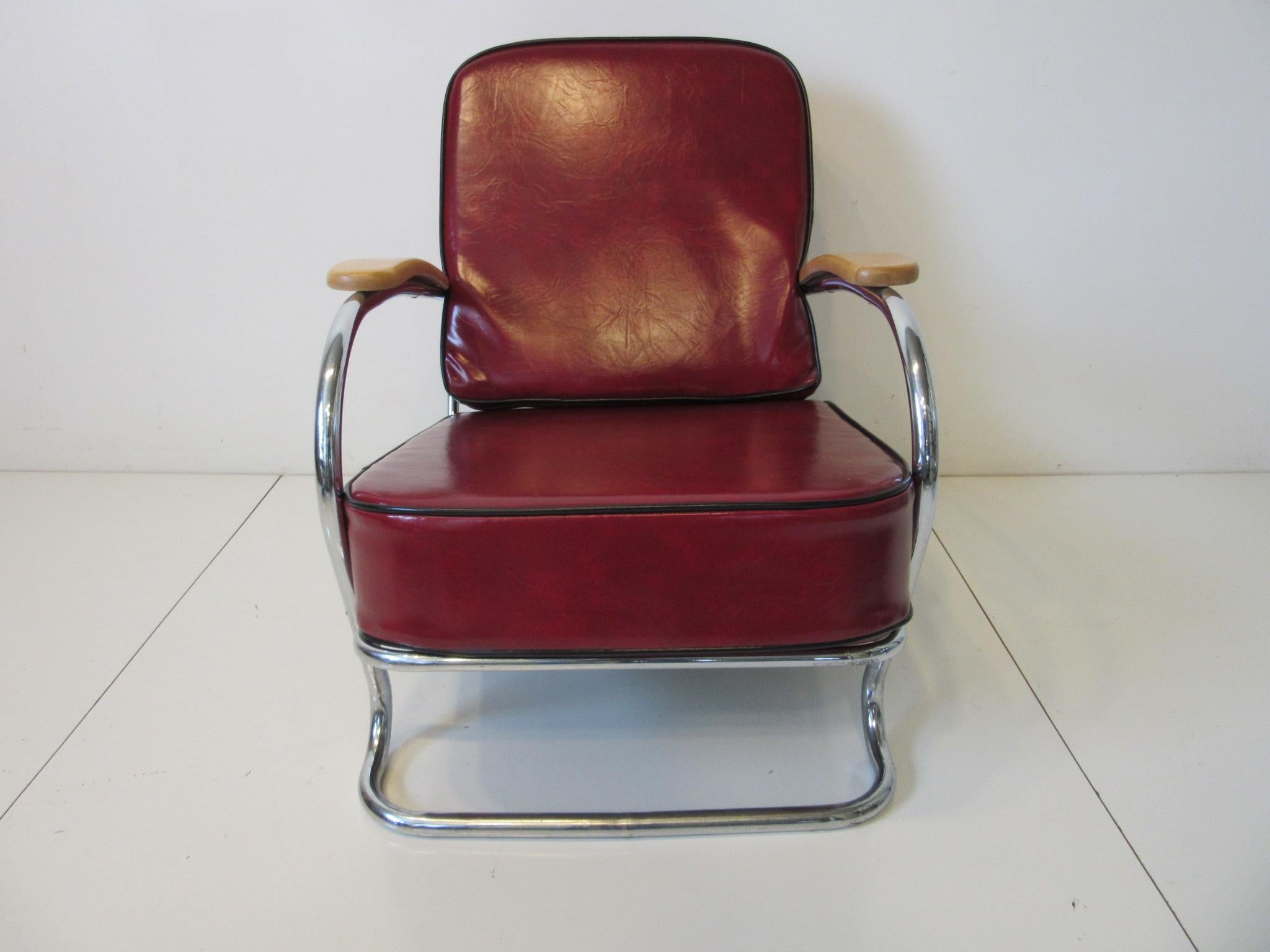 Art Deco / Machine Age Smaller Lounge Chair in the Style of Howell and Hoffmann 3