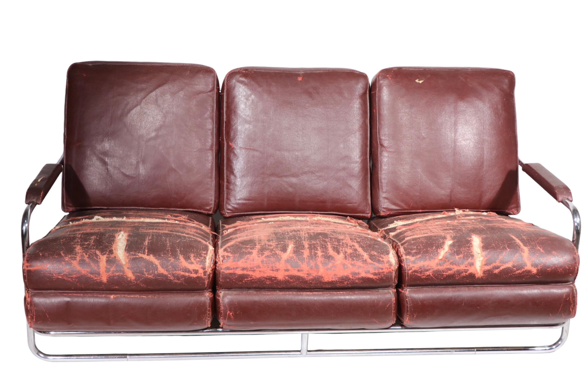 Art Deco Machine Age Sofa Entworfen von Gilbert Rohde für Troy Sunshade Company im Angebot 1