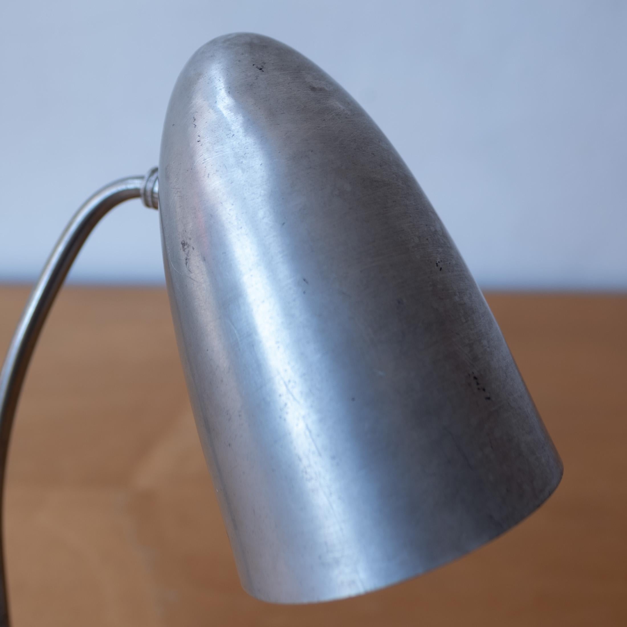 Art Deco Machine Age Spun Aluminum Dual Bullet Desk Lamp 1940s For Sale 2