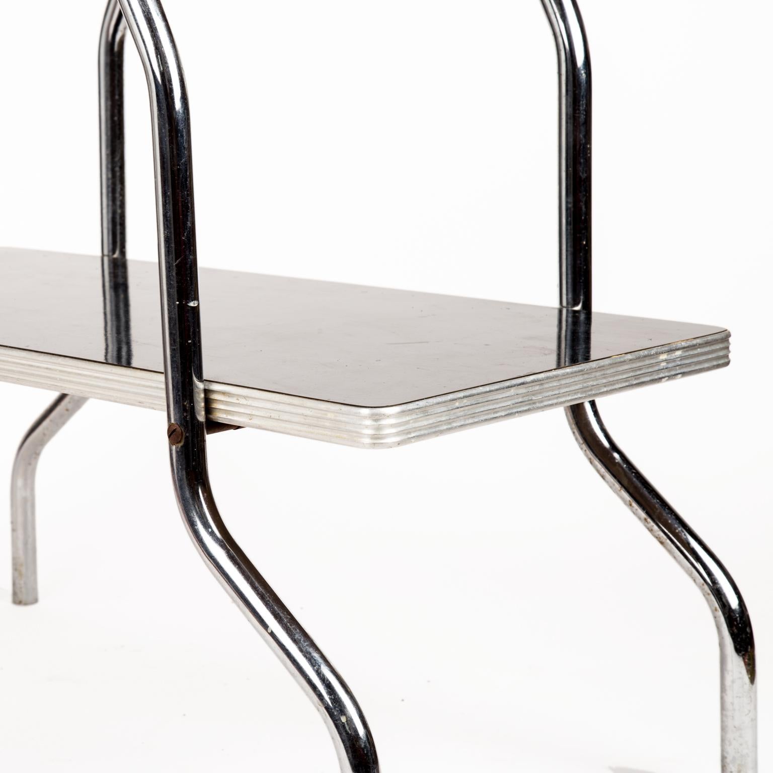 Mid-20th Century Art Deco Machine Age Streamline Chrome and Black Table after Wolfgang Hoffmann