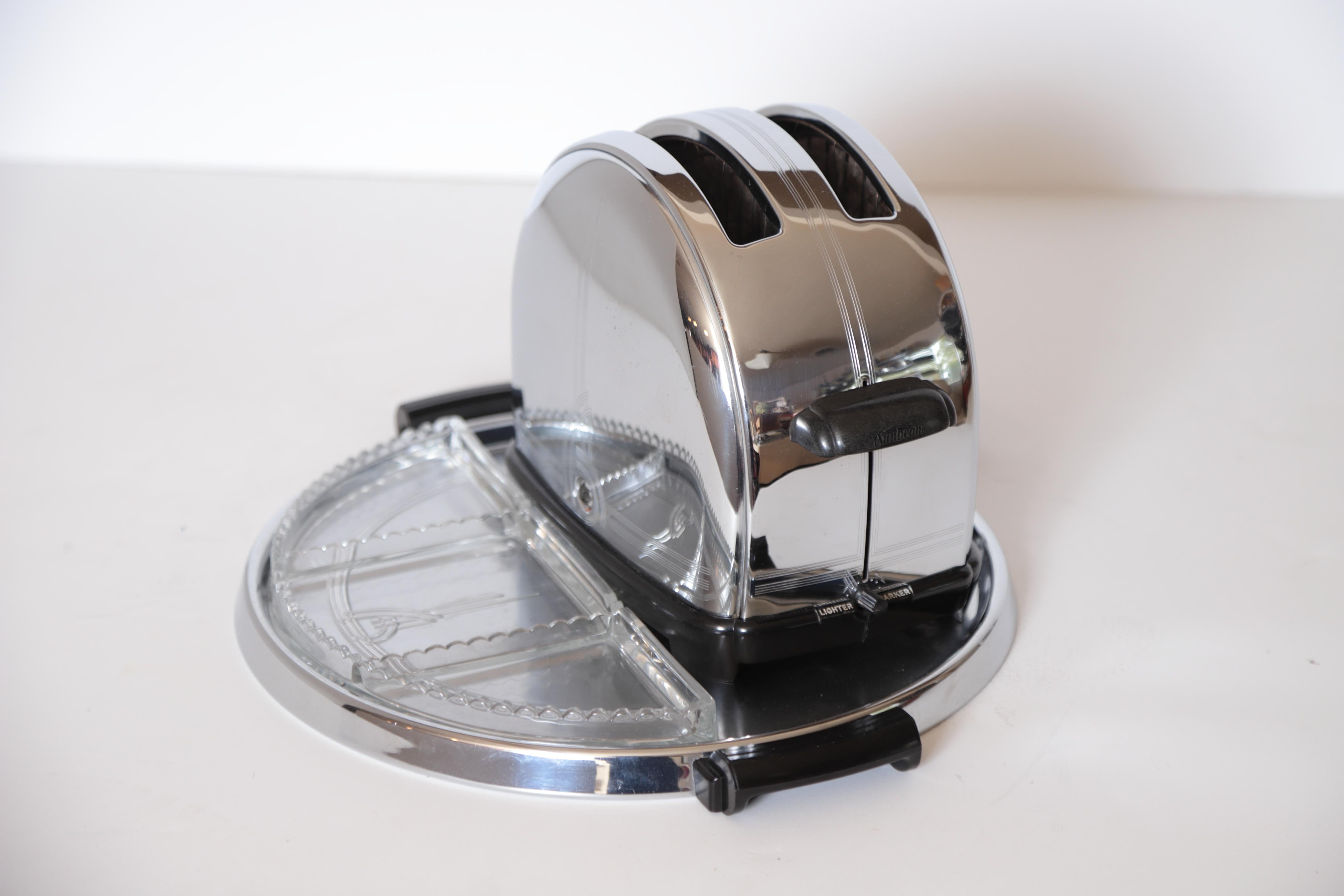 Art Deco Machine Age sunbeam T-9 toaster iconic patented complete breakfast set  Modernist  Streamline Industrial Design

Another of the original Classic American Industrial Modernist re-designs of utilitarian objects for every-man. Allegedly