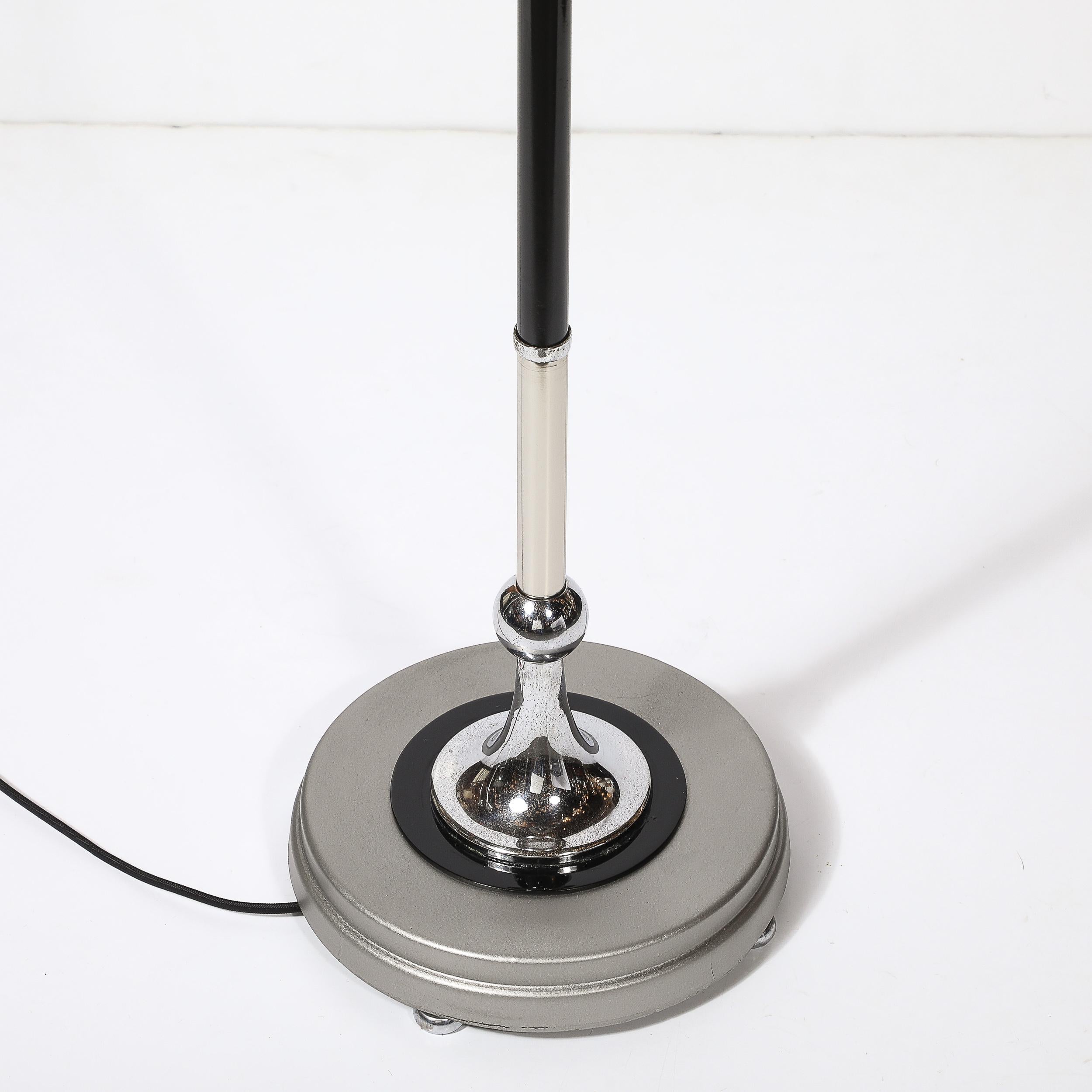 Alluminio Torchiere Art Déco Machin in alluminio spazzolato e cromo con smalto nero in vendita