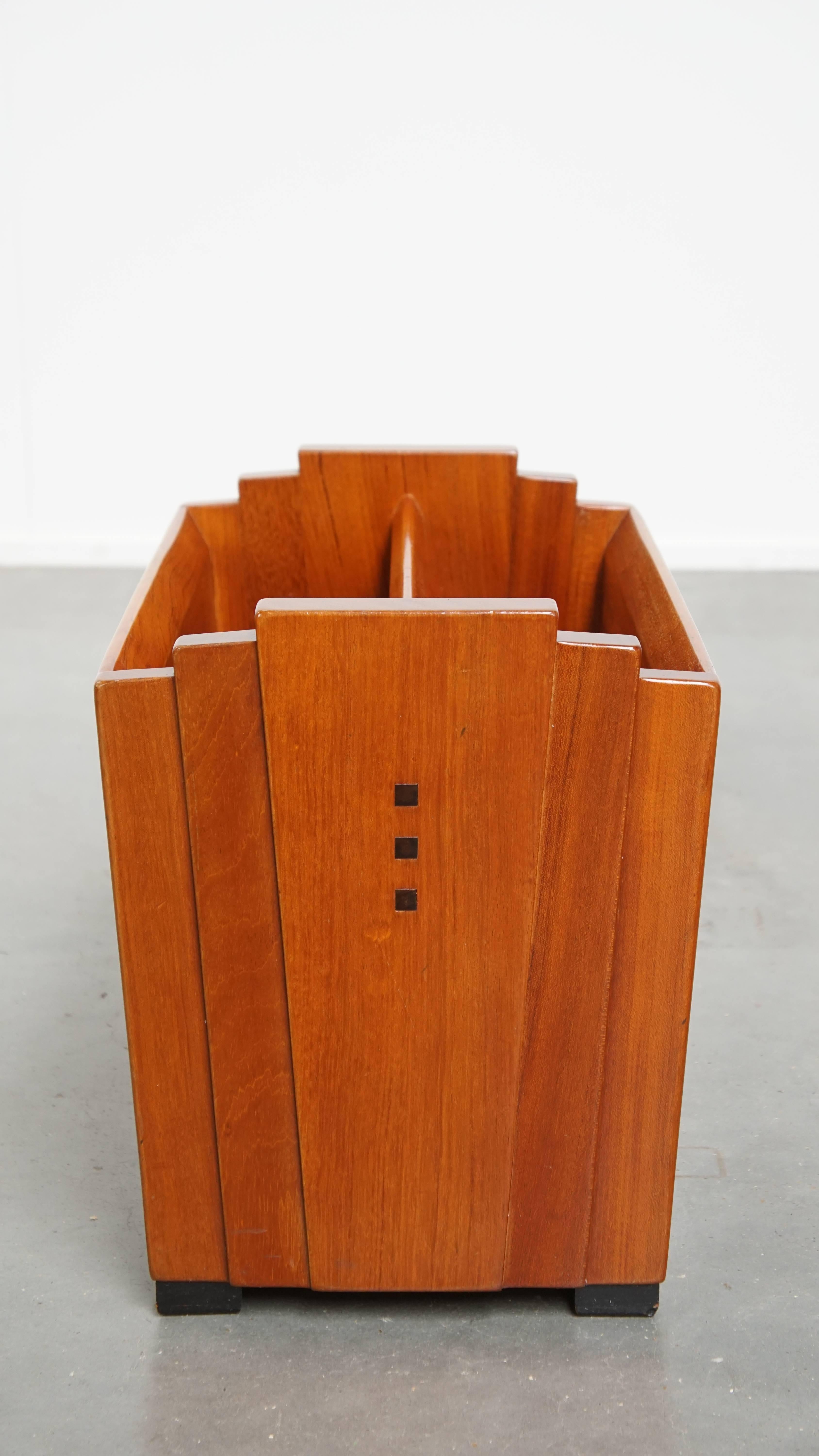 Art Deco Magazine Rack by Schuitema from the Decoforma Series In Good Condition For Sale In Harderwijk, NL
