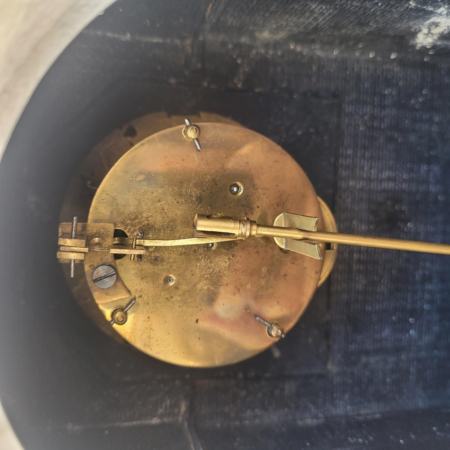 Reloj Art Decó con lupa e incrustaciones, Siglo XX en venta 7