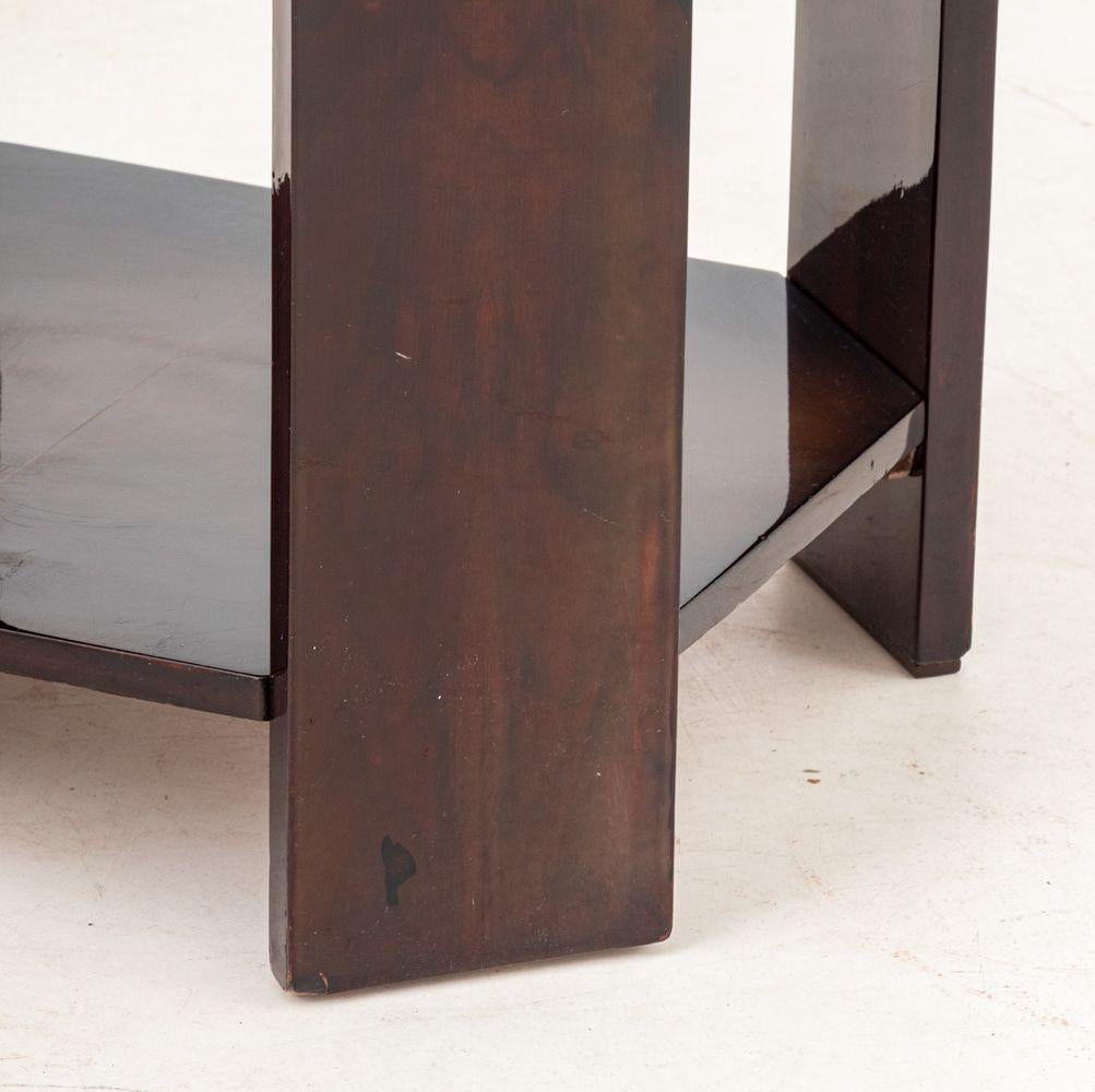 20ième siècle Table de lampe à 2 niveaux Art déco en acajou en vente