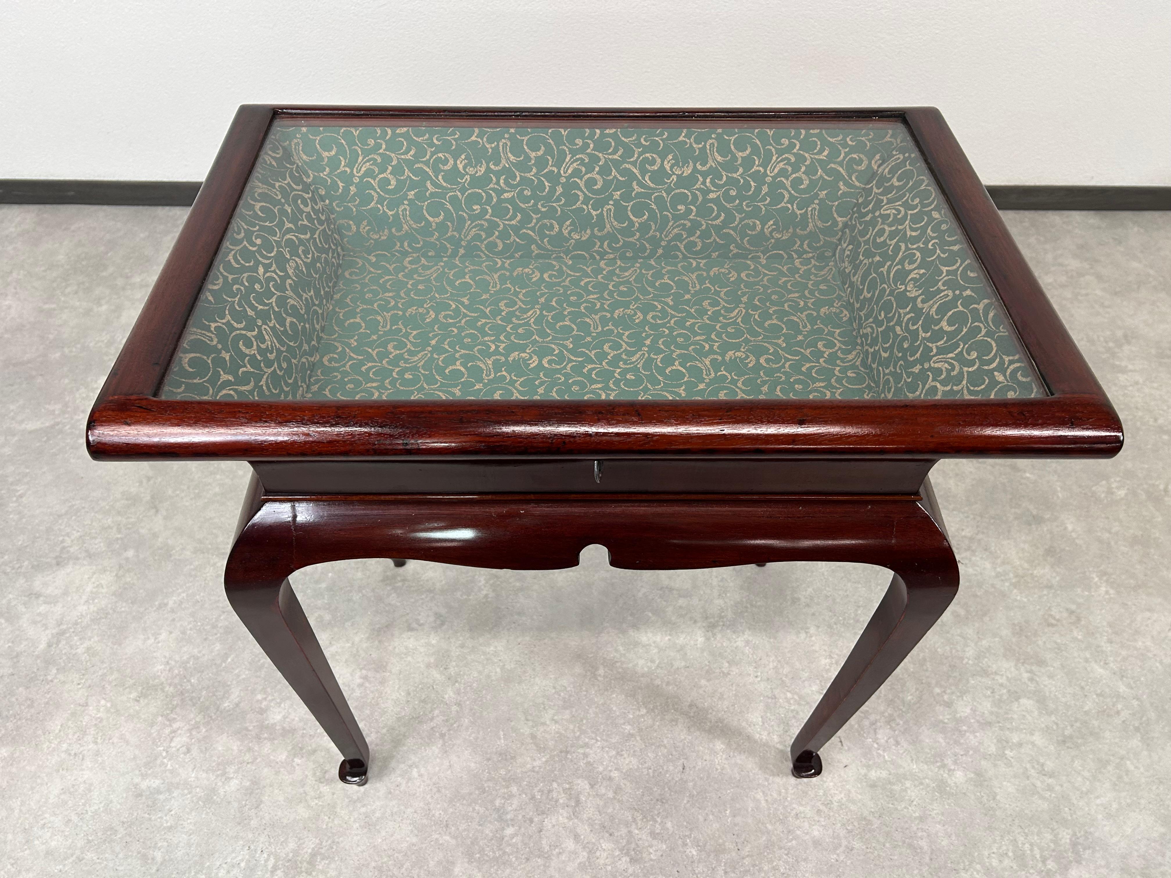 Art Deco Art deco mahogany bijouterie display cabinet table For Sale