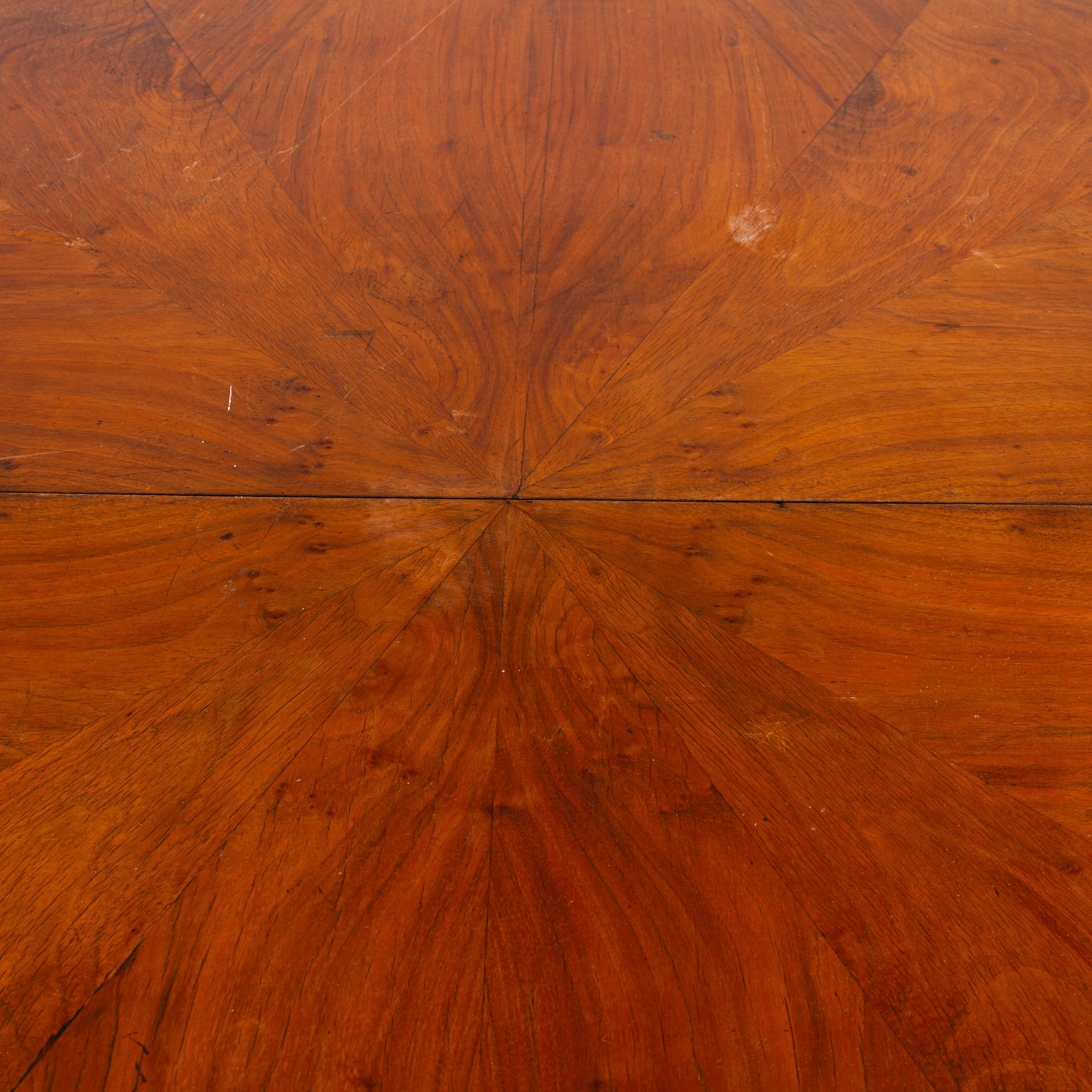 Art Deco Mahogany Dining Table 1930s For Sale 3