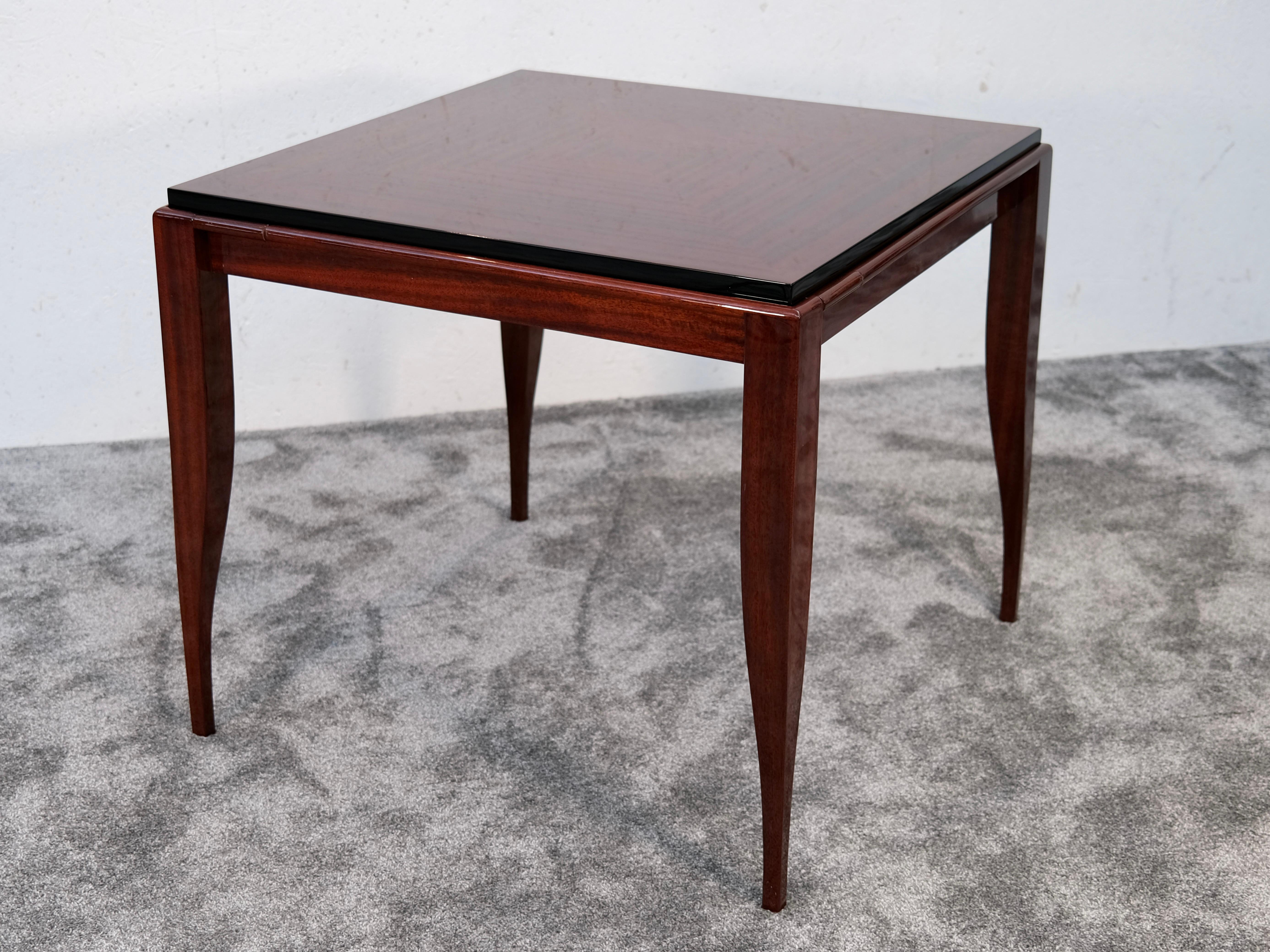 French Art Deco Mahogany Flip-Top Game Table in High Gloss Lacquer, France 1930s For Sale