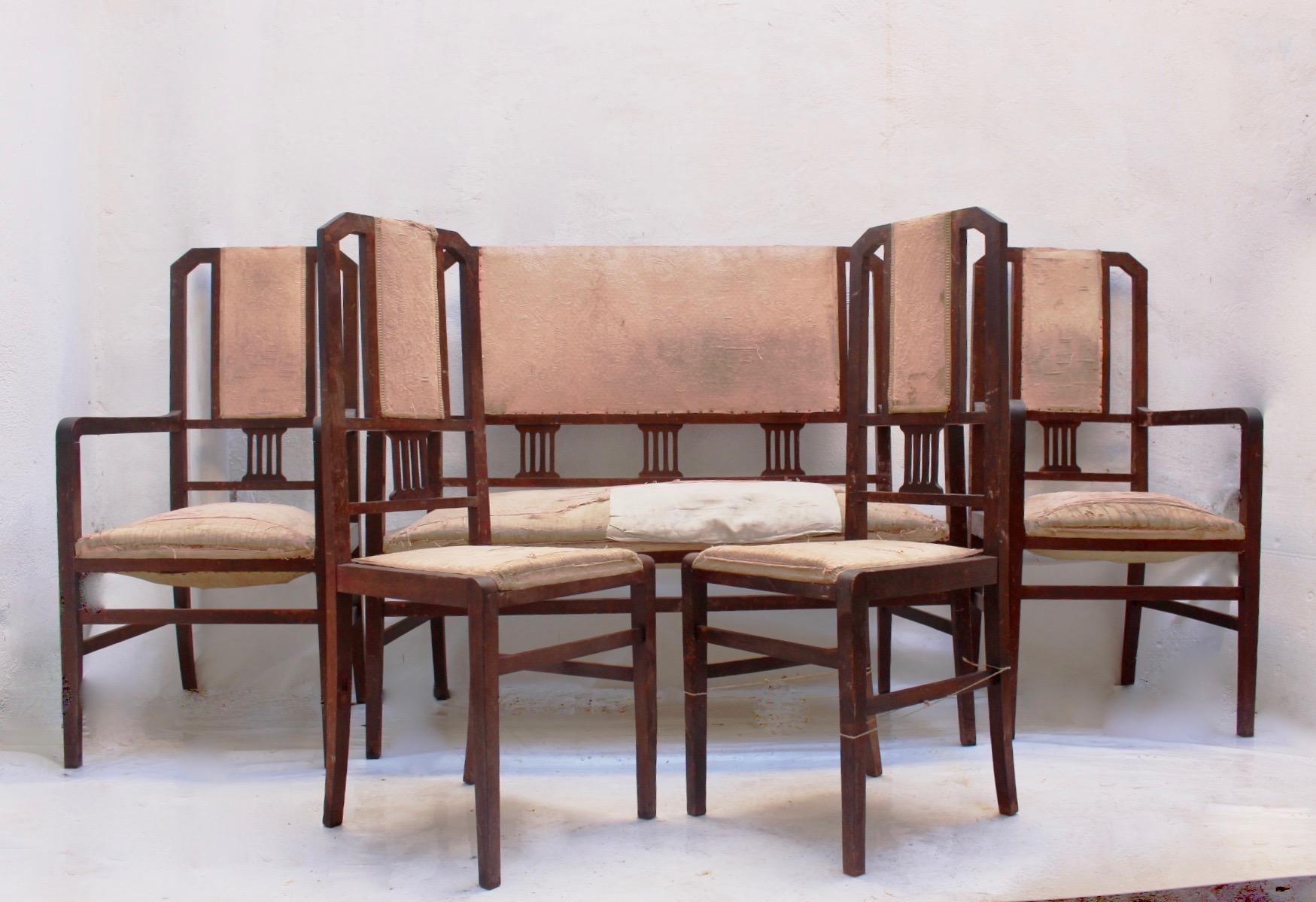 Art Deco Beech Living Room Set Settee and 4 Chairs, Spain, 1930s For Sale 13