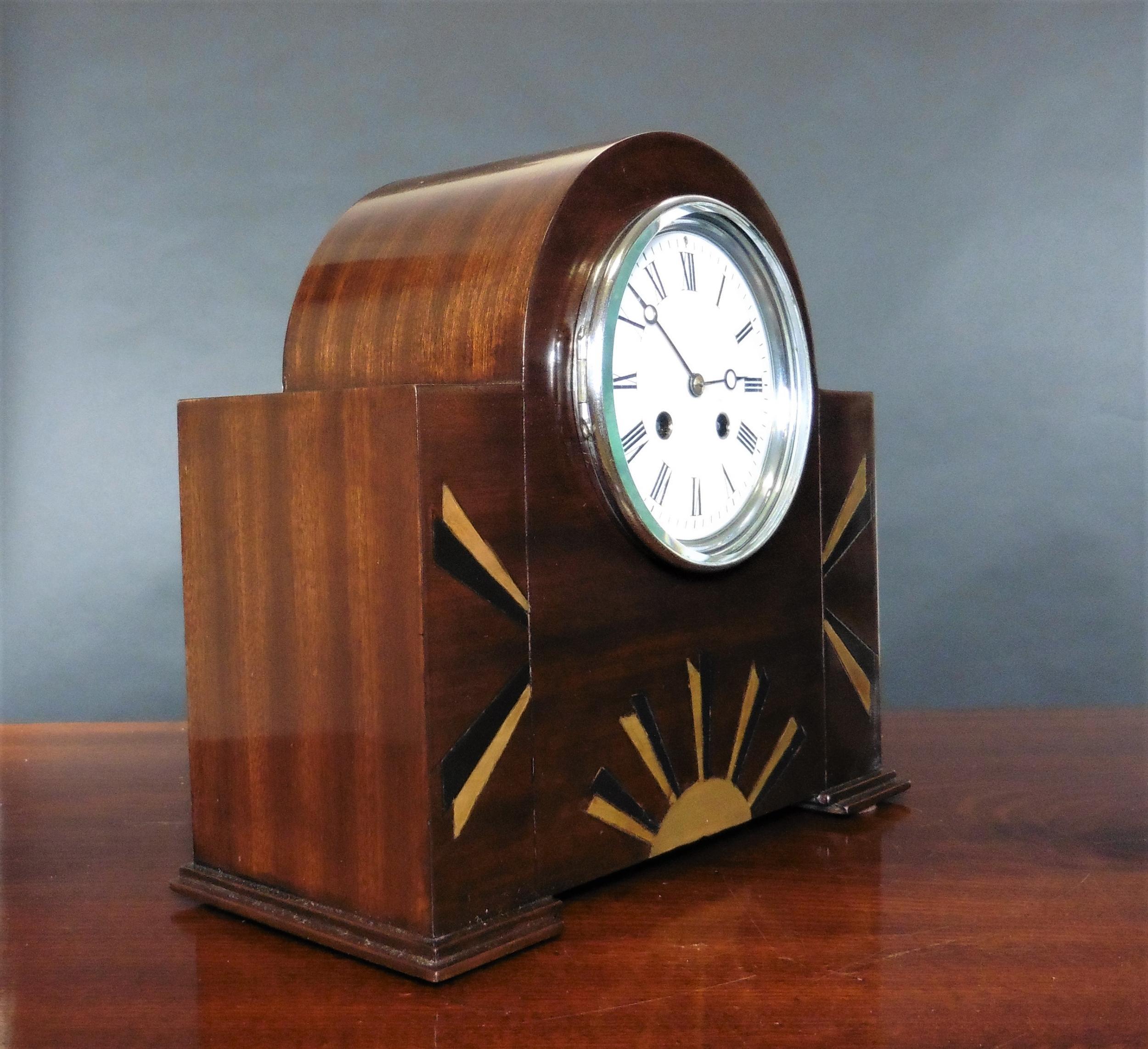 Art Deco Mahogany Mantel Clock In Good Condition For Sale In Norwich, GB