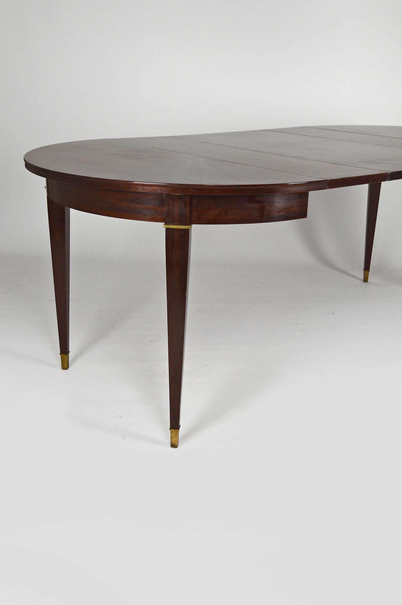 Runder Mahagoni-Tisch im Art-déco-Stil mit Verlängerungen, von Jacques Adnet, um 1940 im Angebot 4