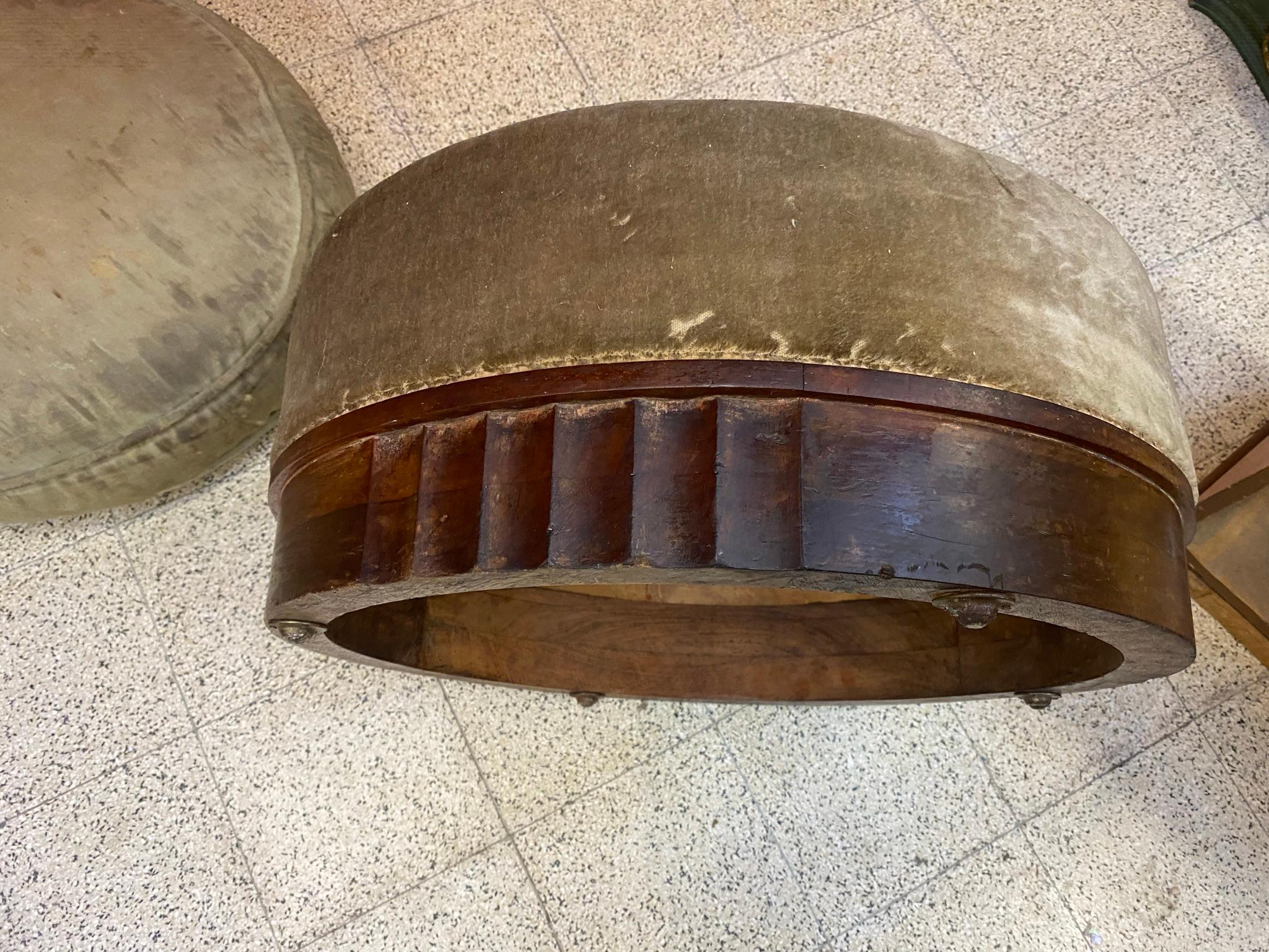 Art Deco walnut Stool circa 1930 in the Style of DIM For Sale 2