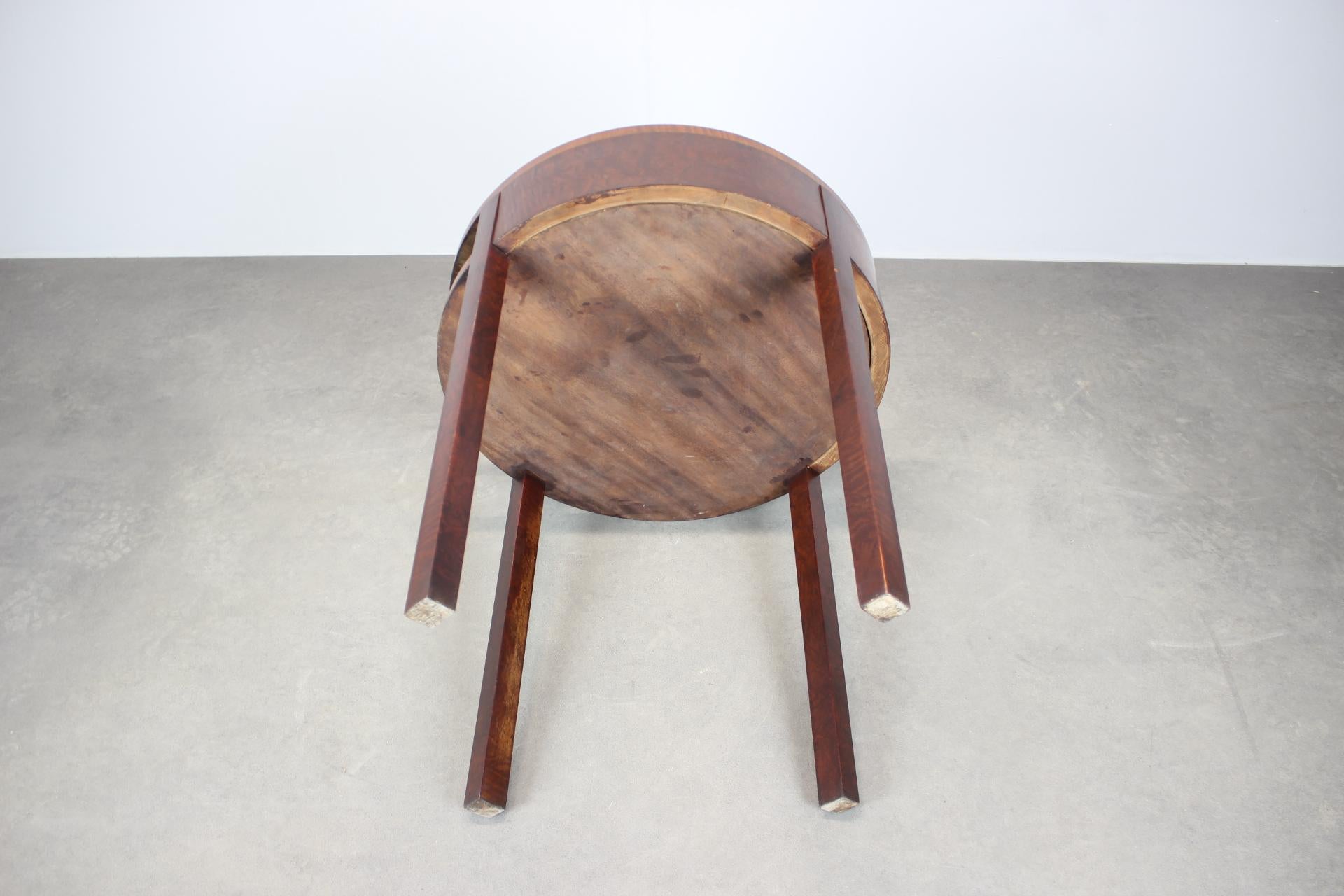 Art Deco Mahogany Veneer Table, Czechoslovakia, 1930s, Restored For Sale 6