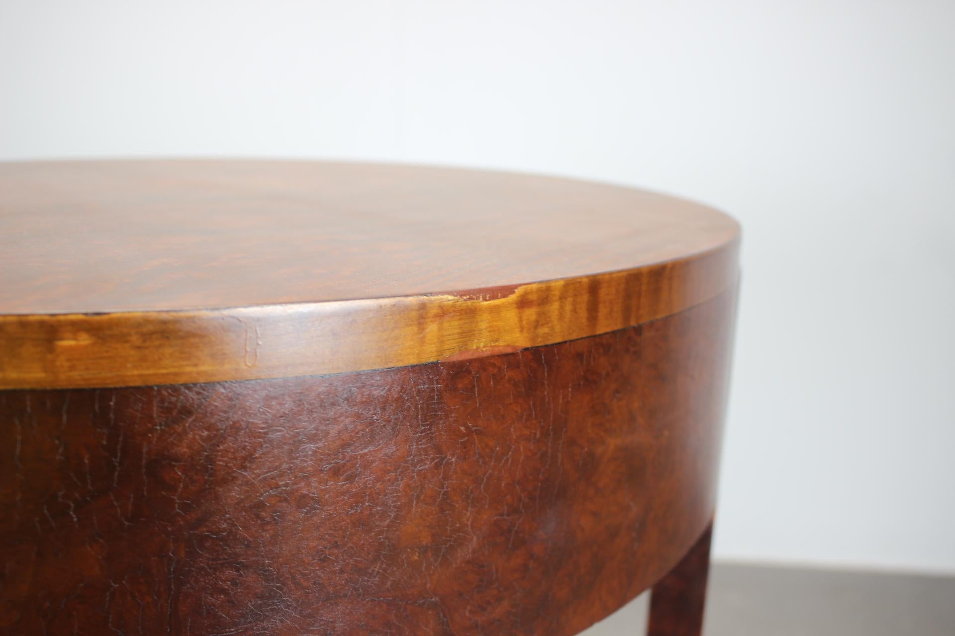 Art Deco Mahogany Veneer Table, Czechoslovakia, 1930s, Restored For Sale 3