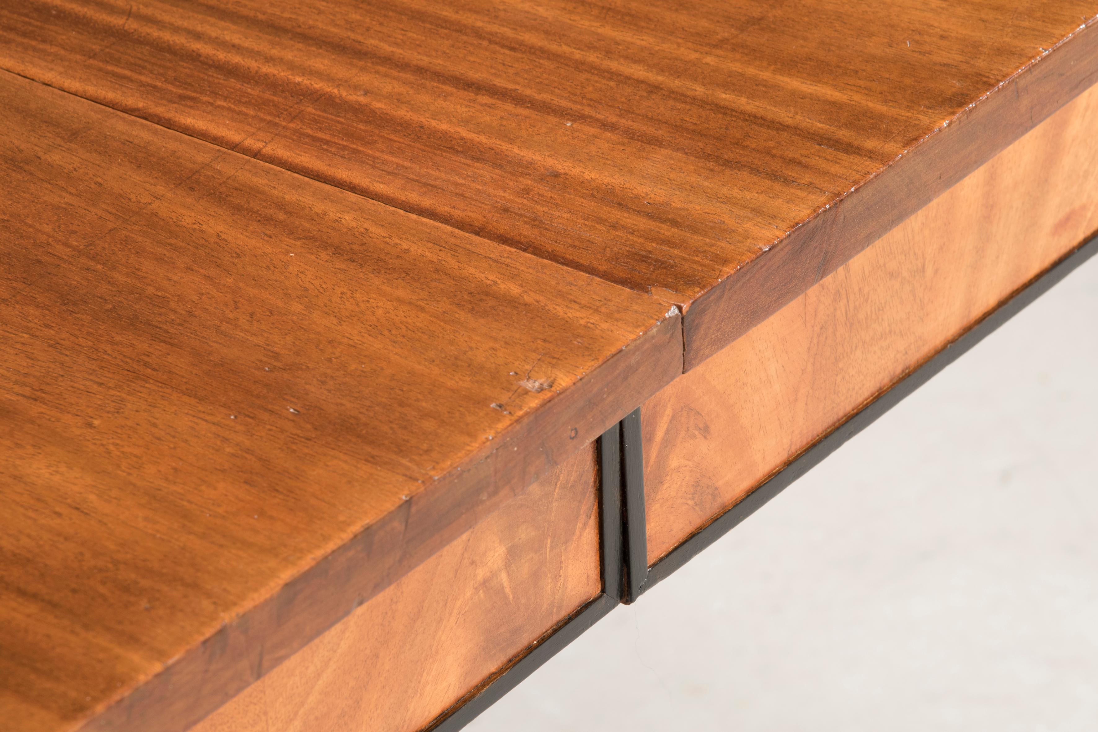 Art Deco Mahagoni Holz Quadratisch Ausziehbarer Tisch Bis zu 12 Sitze im Angebot 5