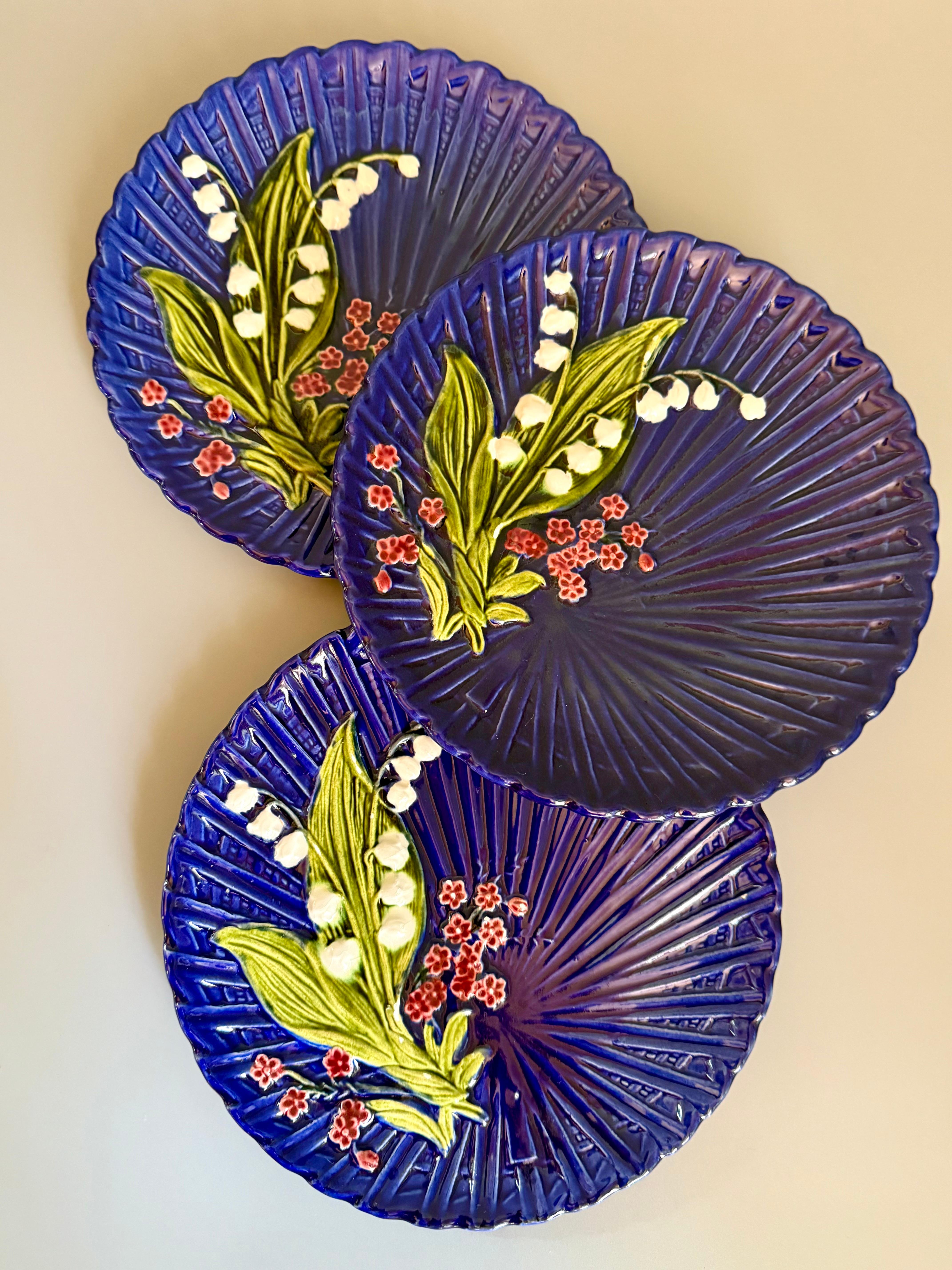 Art Deco Schramberg Majolica 3 piatti Mughetto in vendita 3