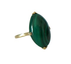 Anillo Art Decó de malaquita y oro de 9 quilates, Reino Unido - Principios del siglo XX