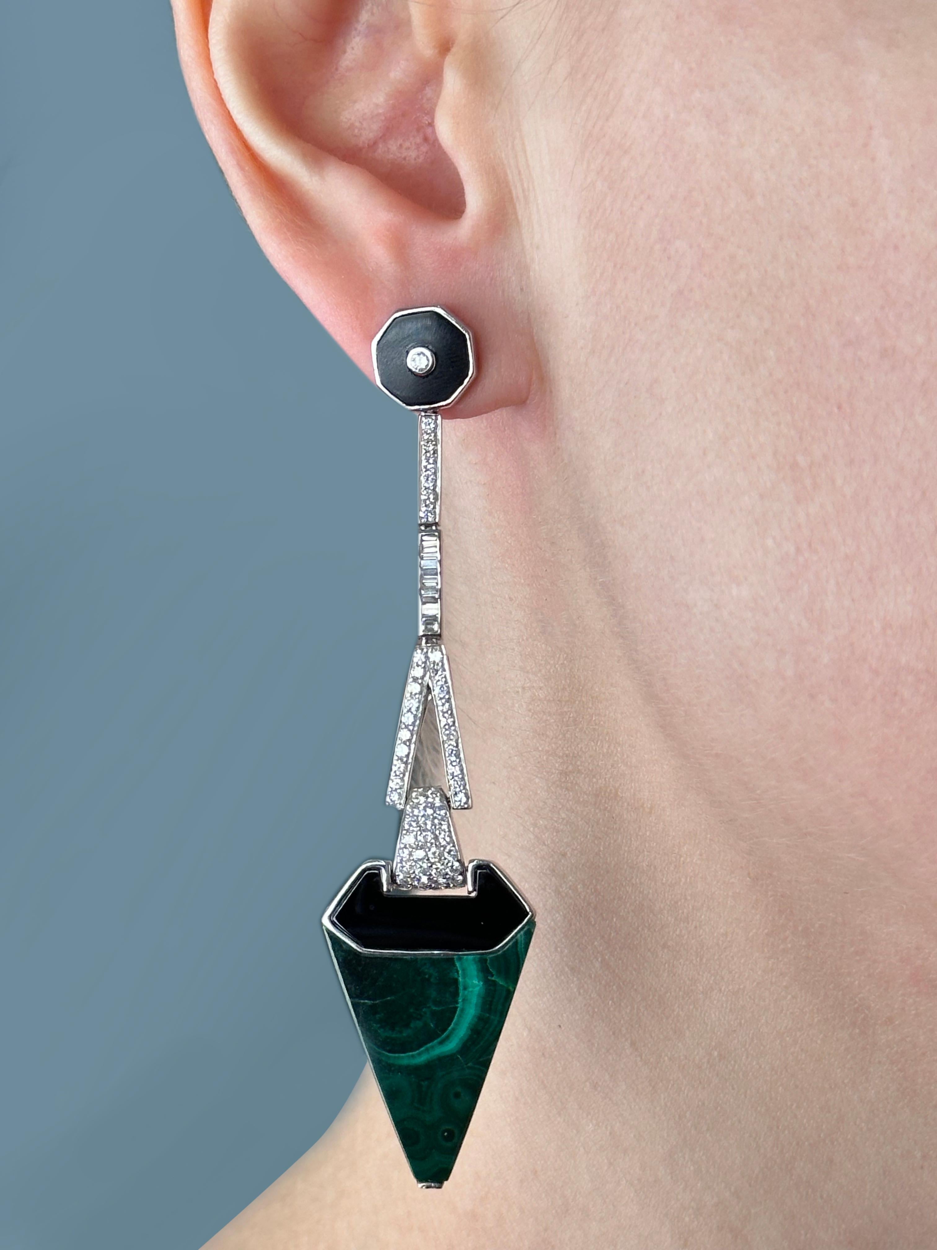 Art-Deco Malachite and Onyx Dangle Earring For Sale 4