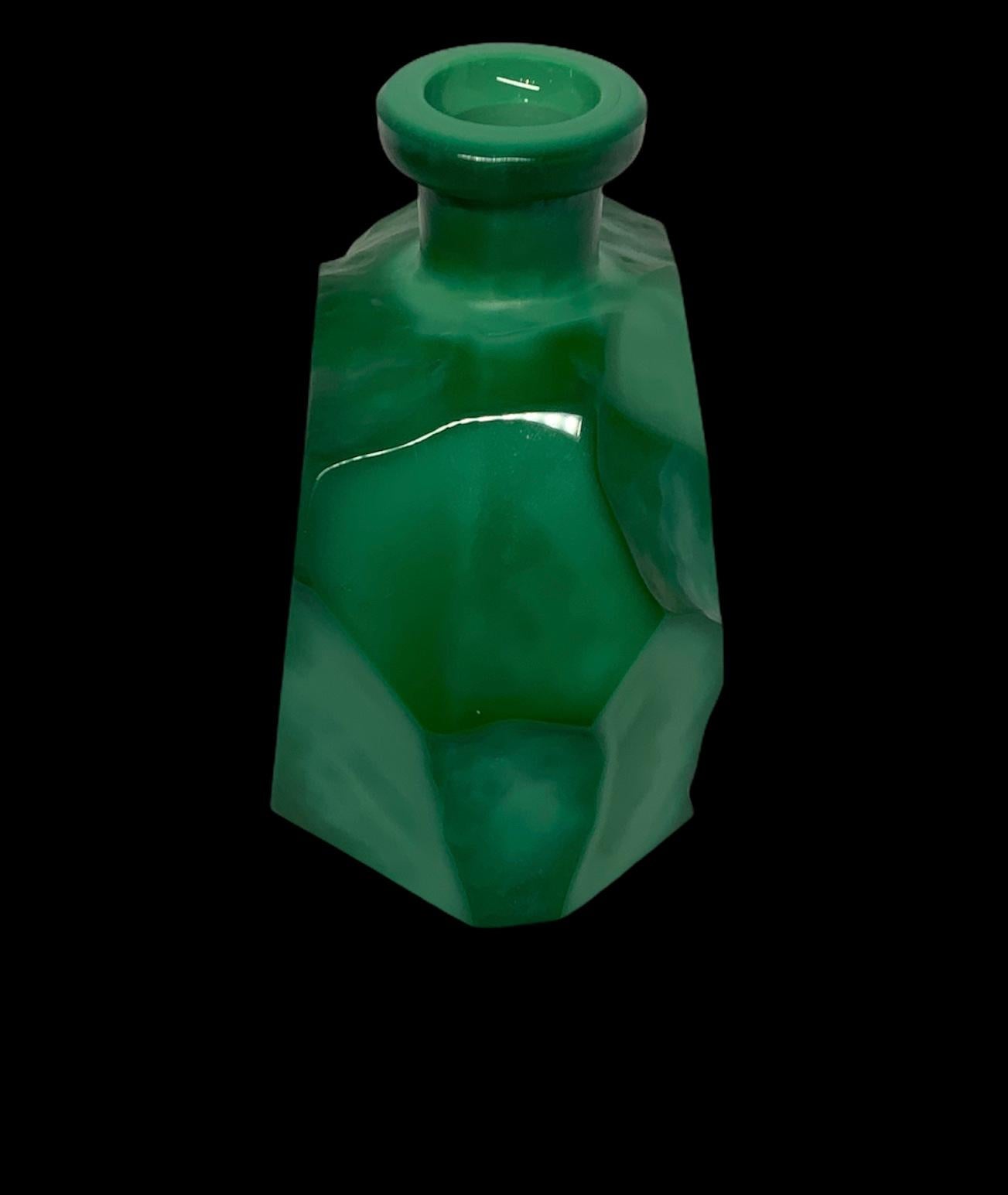 Art Deco Malachite Nude Woman Perfume Bottle In Good Condition In Guaynabo, PR