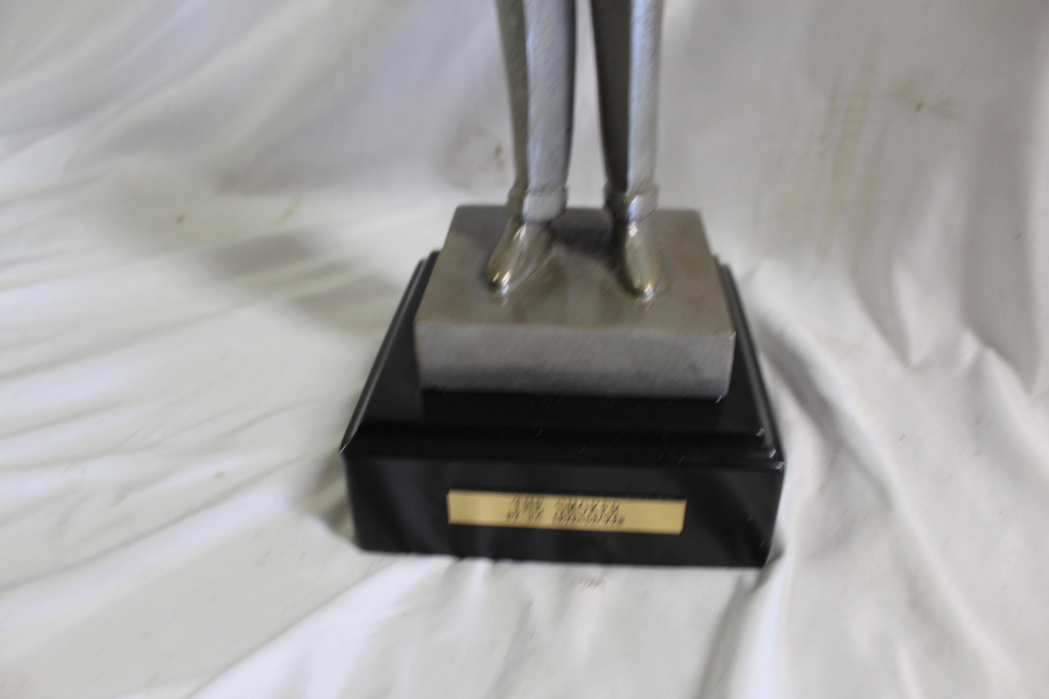 Art Decó Figura masculina  el Fumador de Bronce Plateado en Bueno estado para la venta en Los Angeles, CA
