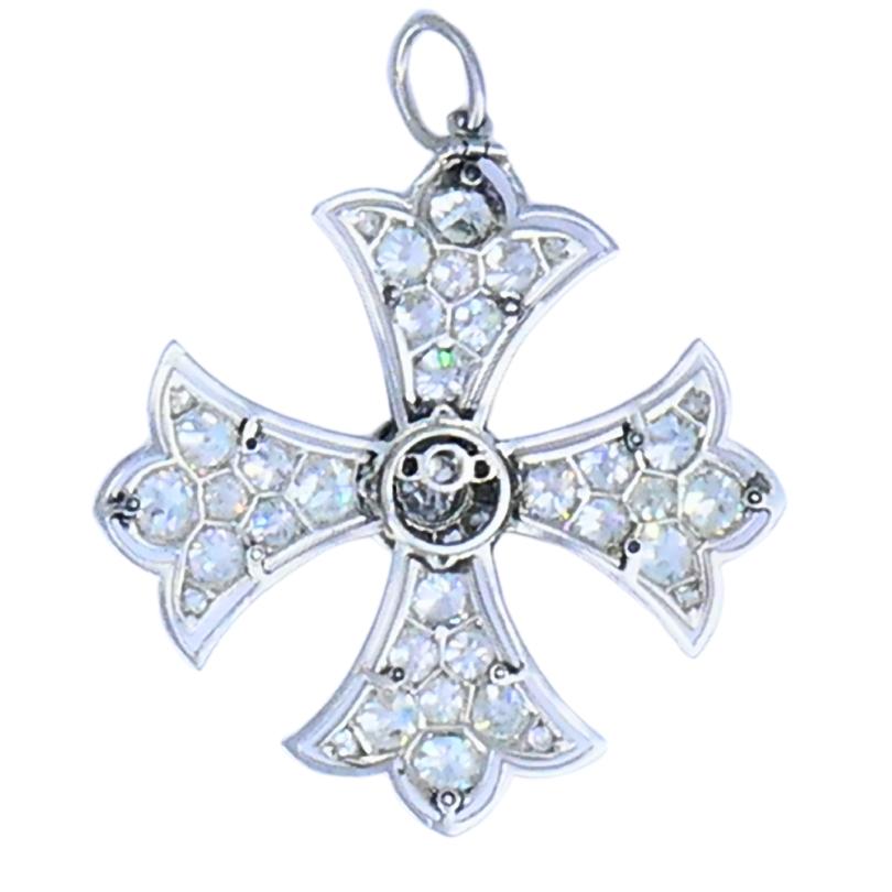 Art Deco Croix de Malte Pendentif en platine Diamants de taille européenne ancienne Estate Jewelry Bon état - En vente à Beverly Hills, CA