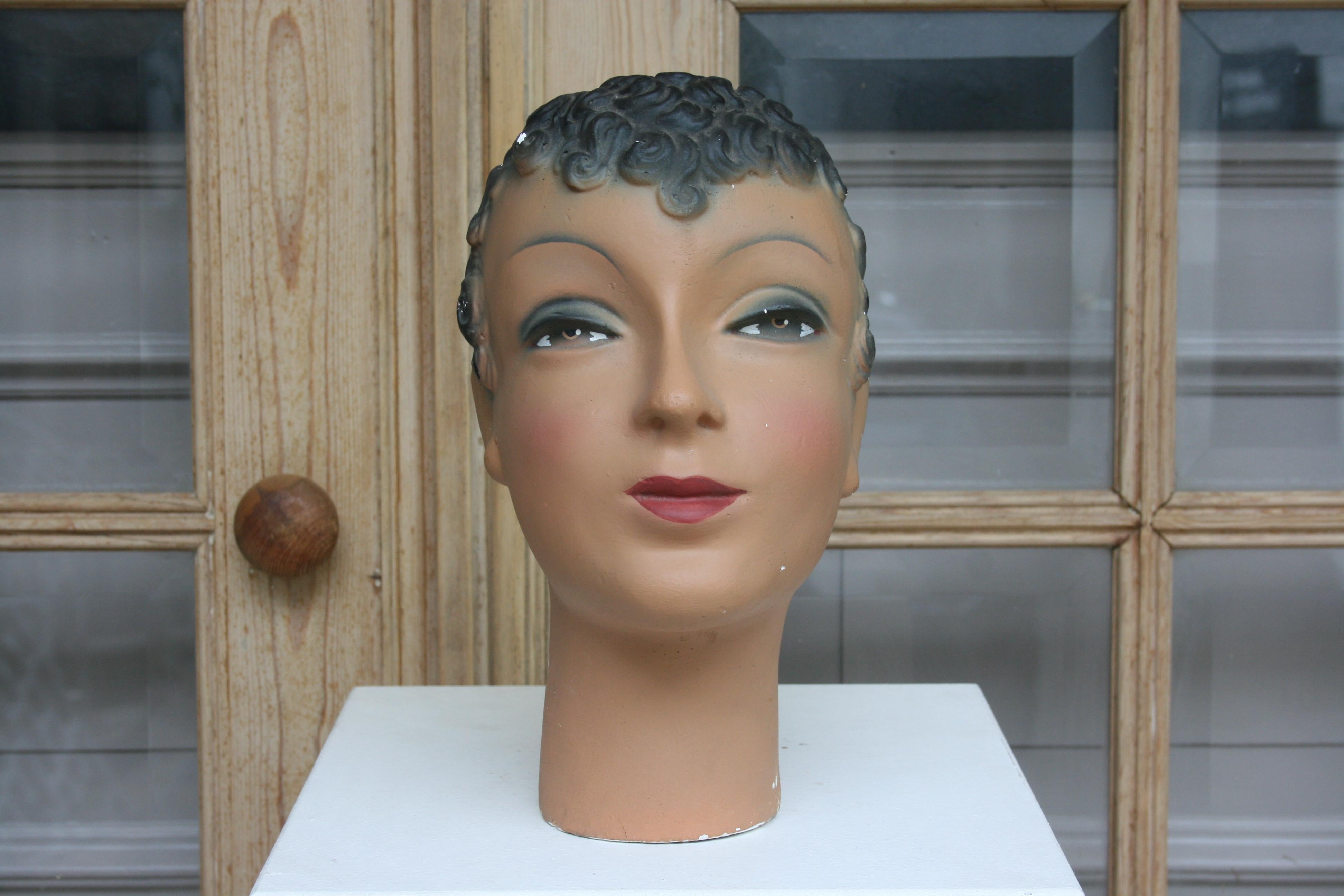 Art Deco Mannequin Head of a Young Lady from Brussels For Sale 4