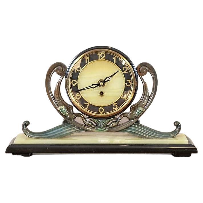Art Deco Mantel Clock From the Early 20th Century