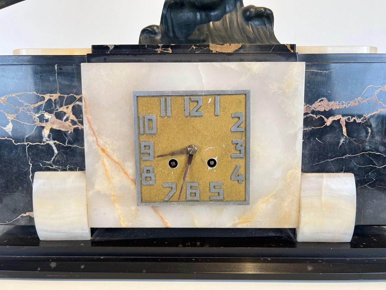 Art Deco Mantel Clock with Bird Sculpture, Marble, France circa 1930 For Sale 4
