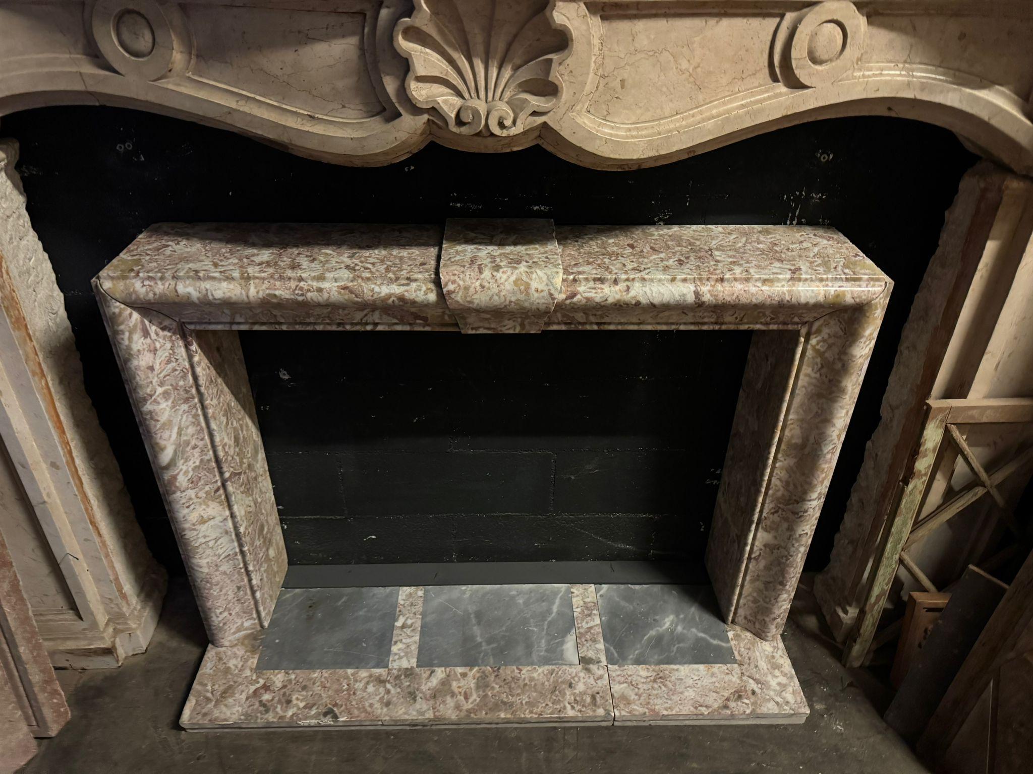Art Deco mantle fireplace in Peach blossom marble, Italy For Sale 4