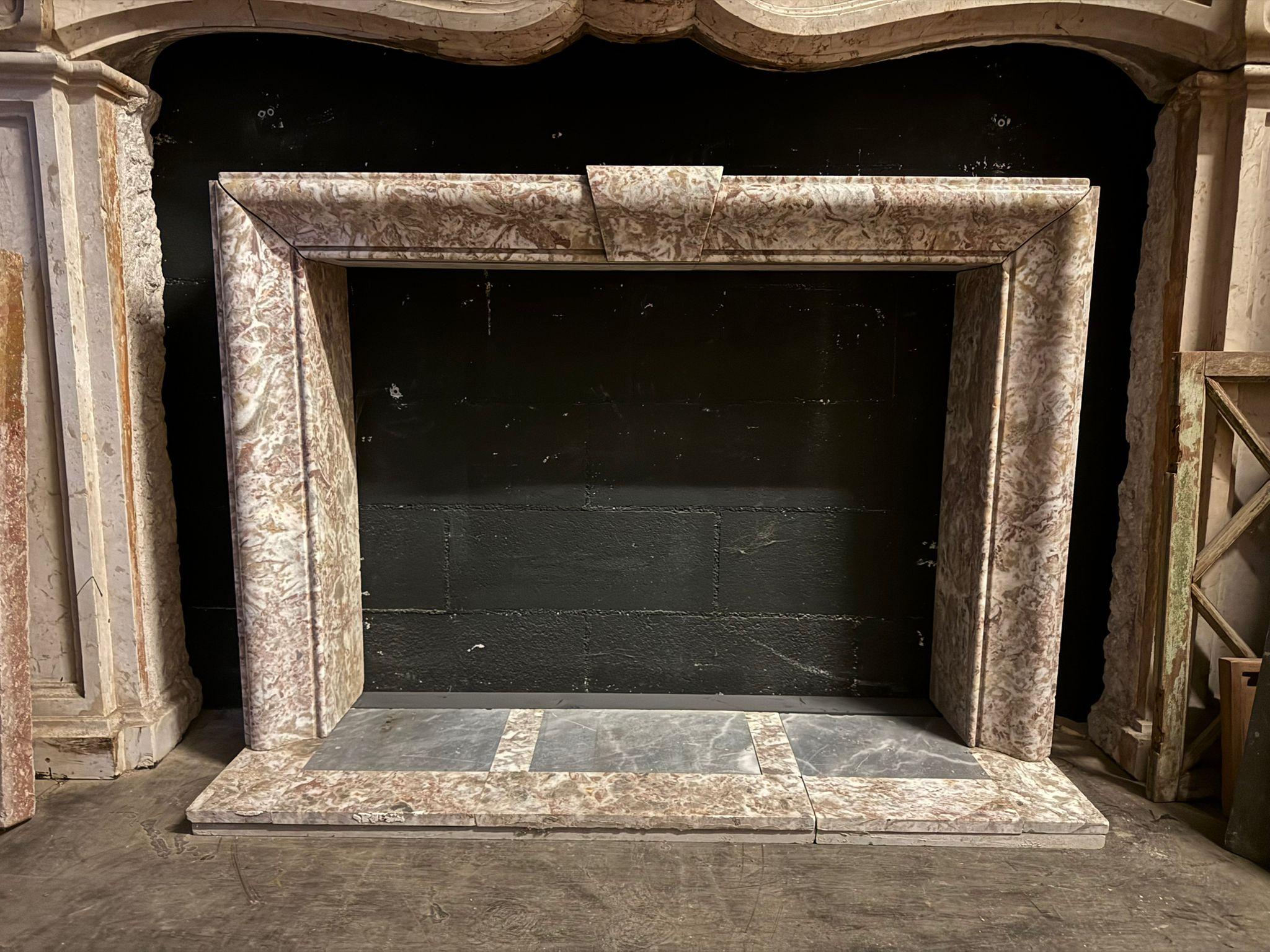 Art Deco mantle fireplace in Peach blossom marble, Italy For Sale 5