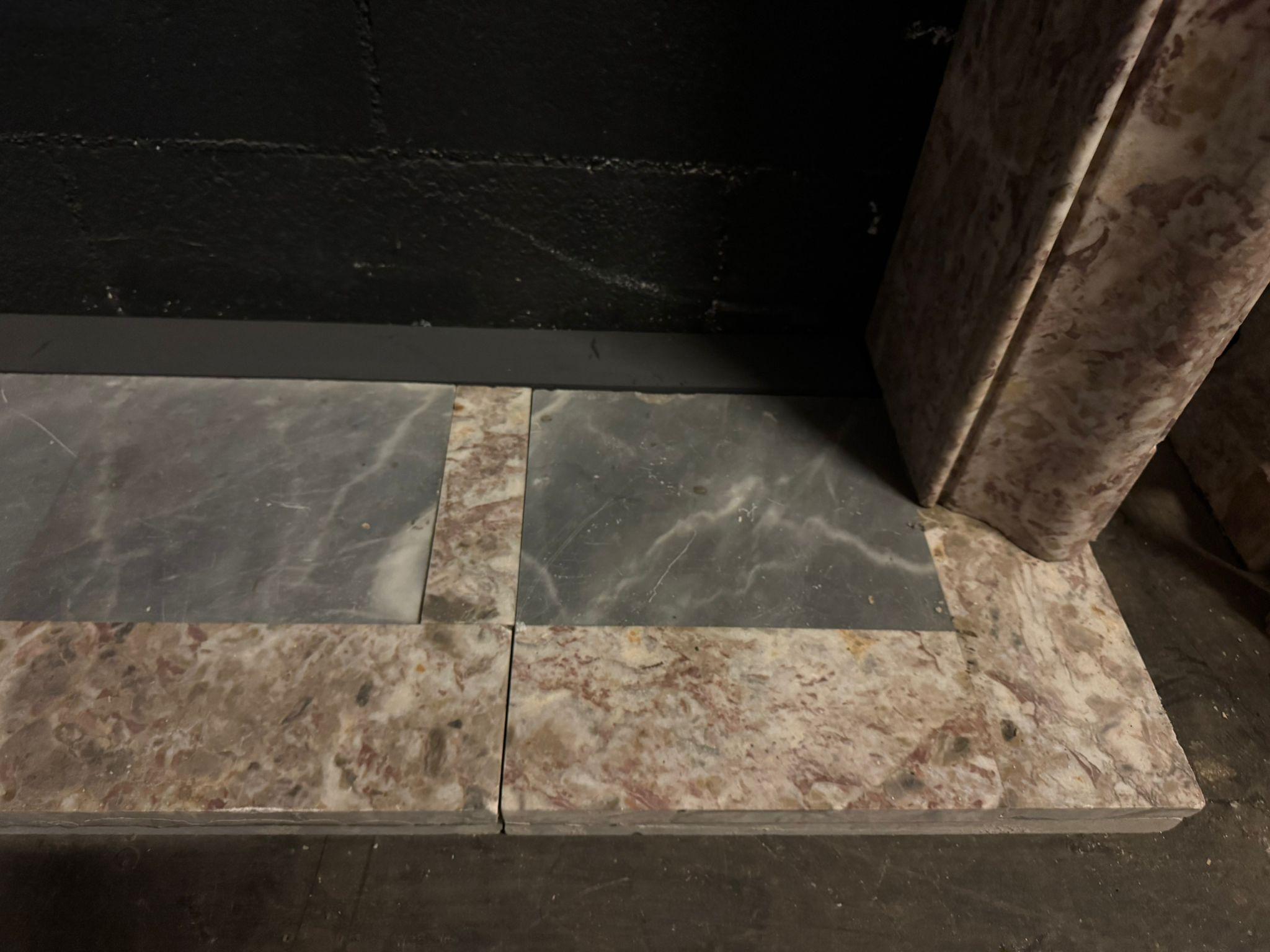 20th Century Art Deco mantle fireplace in Peach blossom marble, Italy For Sale