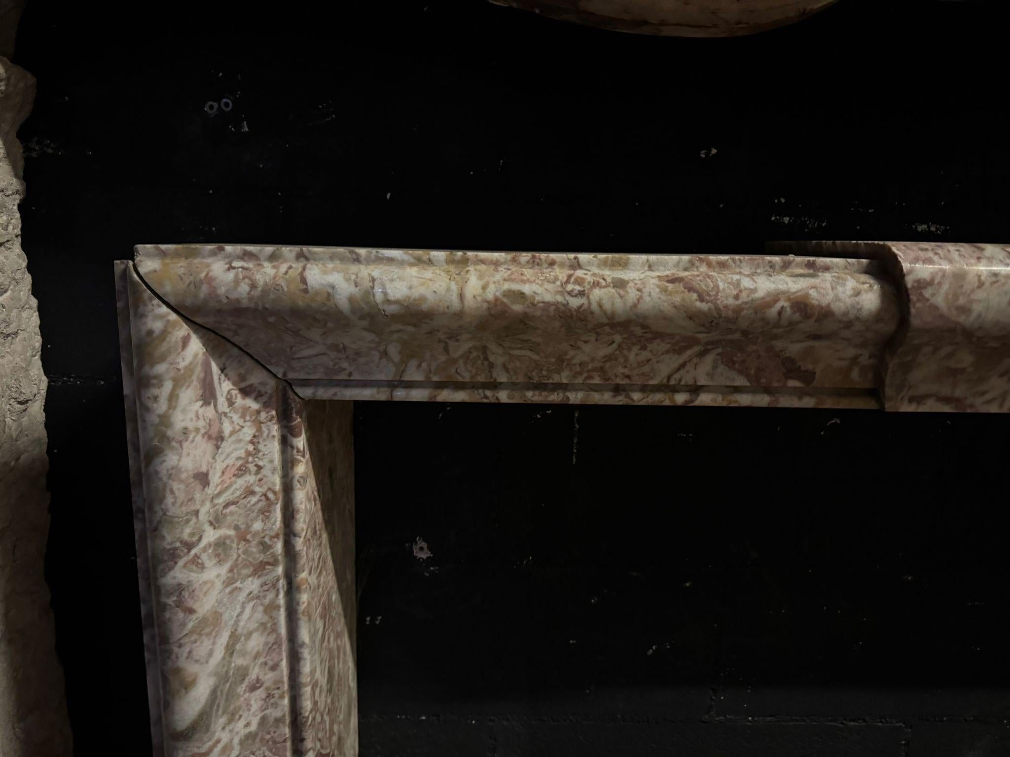 Art Deco mantle fireplace in Peach blossom marble, Italy For Sale 3