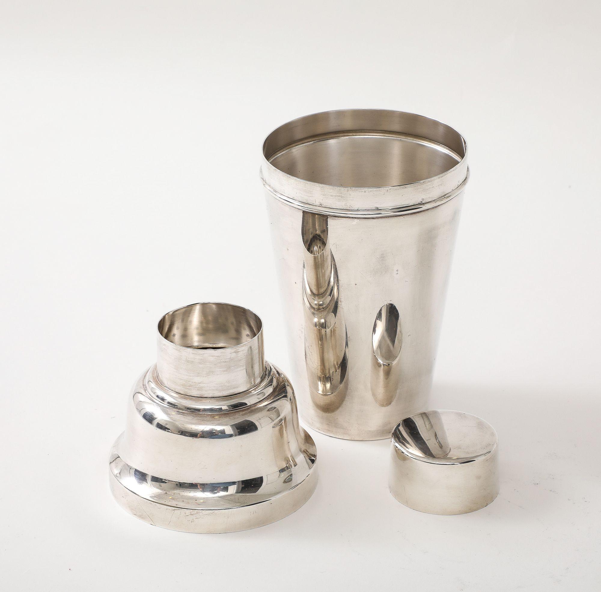 Art Deco Mappin and Webb Large 2 Pint Cocktail Shaker For Sale 3