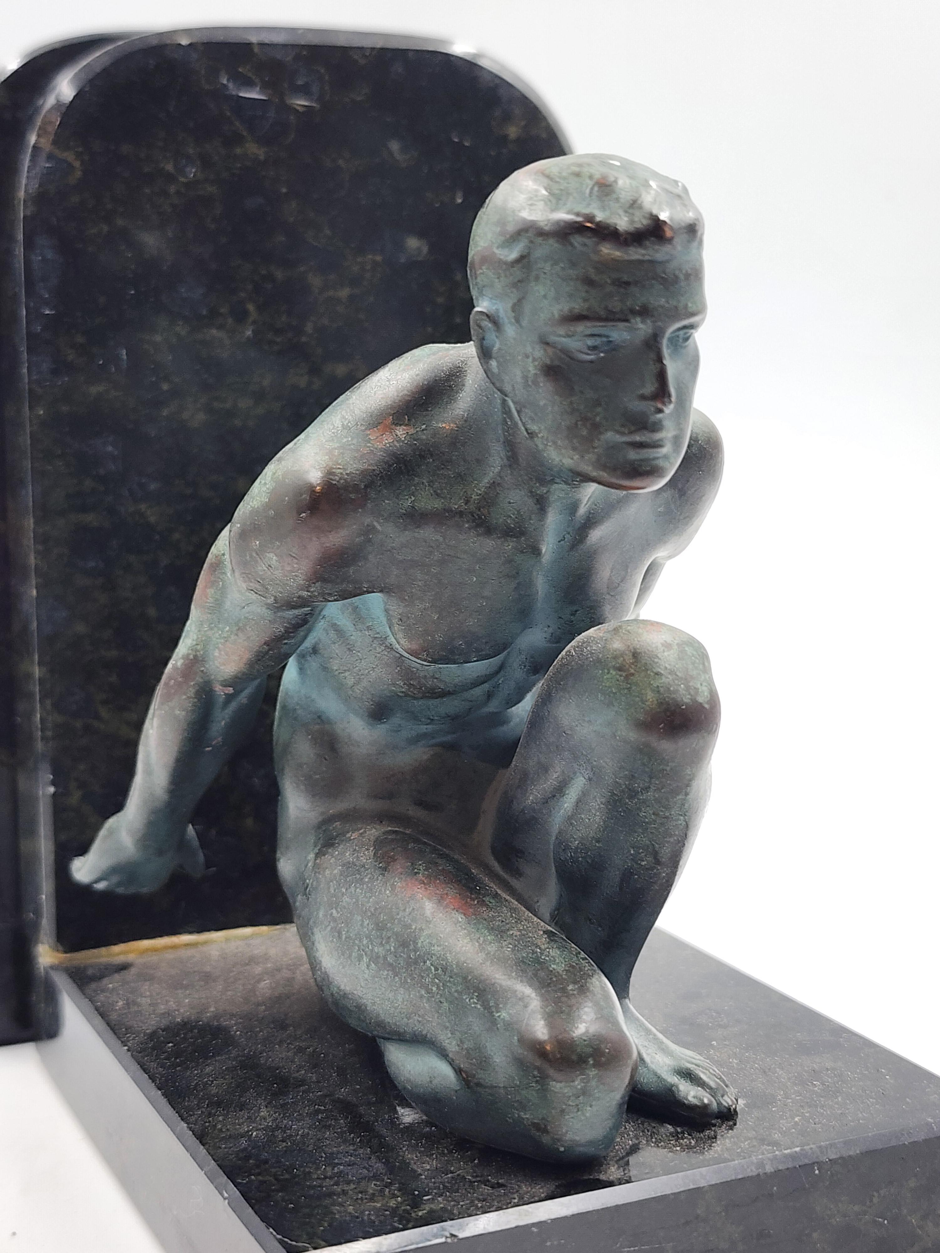 Buchstützen aus Marmor und Bronze im Art déco-Stil (Französisch) im Angebot