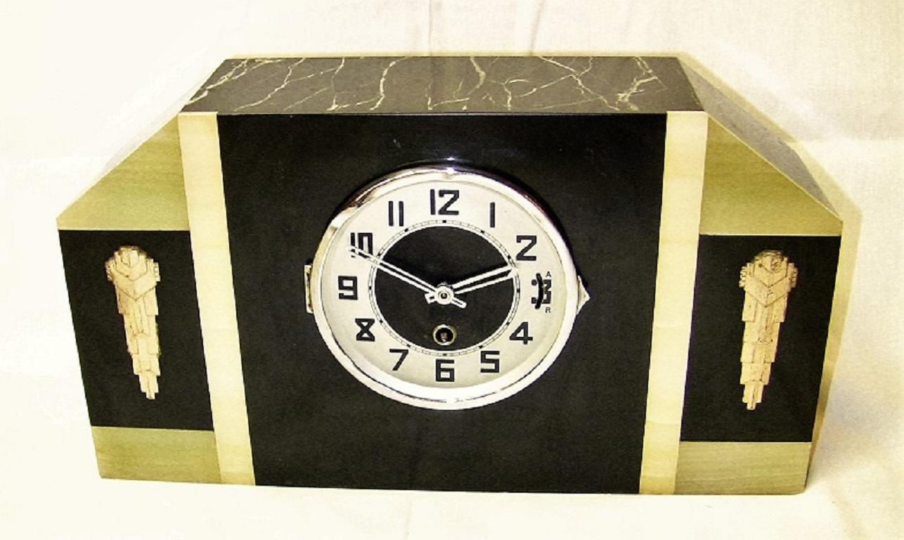Art Deco Marble and Green Onyx Mantel Clock with Ormolu Mounts 3