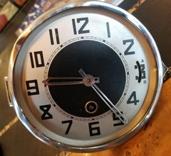 Art Deco Marble and Green Onyx Mantel Clock with Ormolu Mounts
