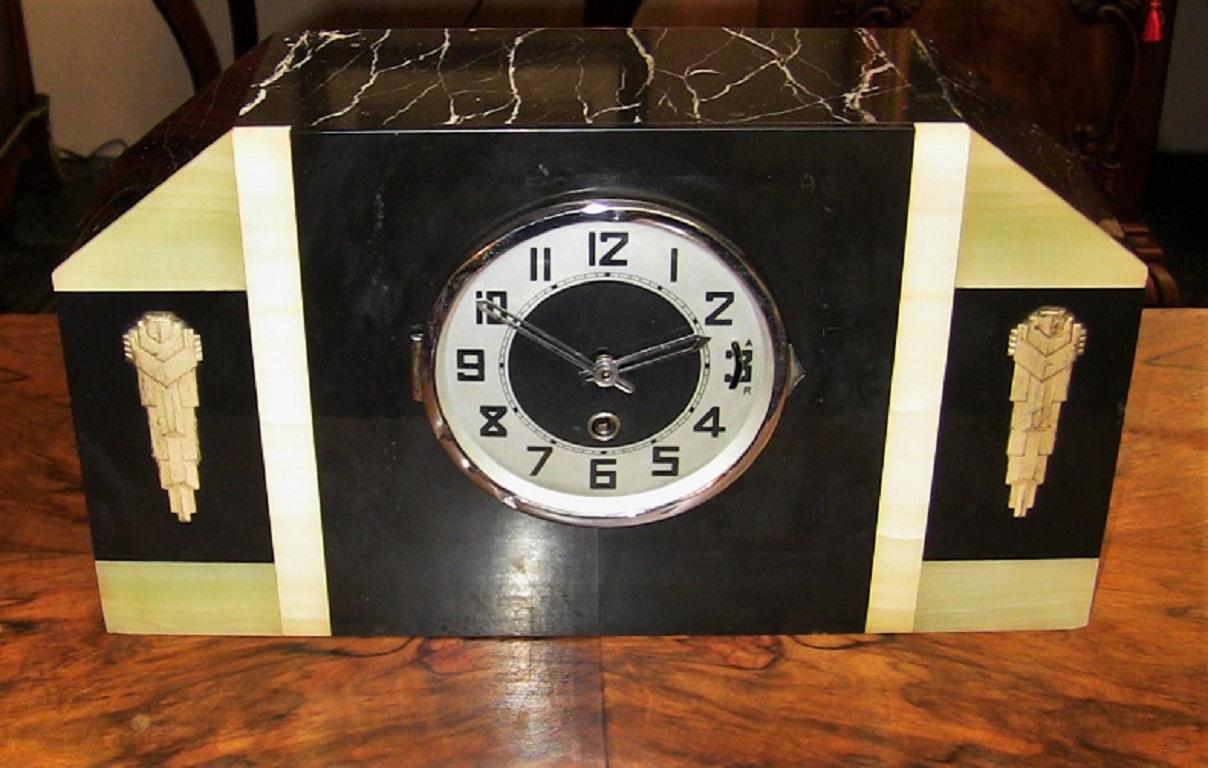 Art Deco Marble and Green Onyx Mantel Clock with Ormolu Mounts 1