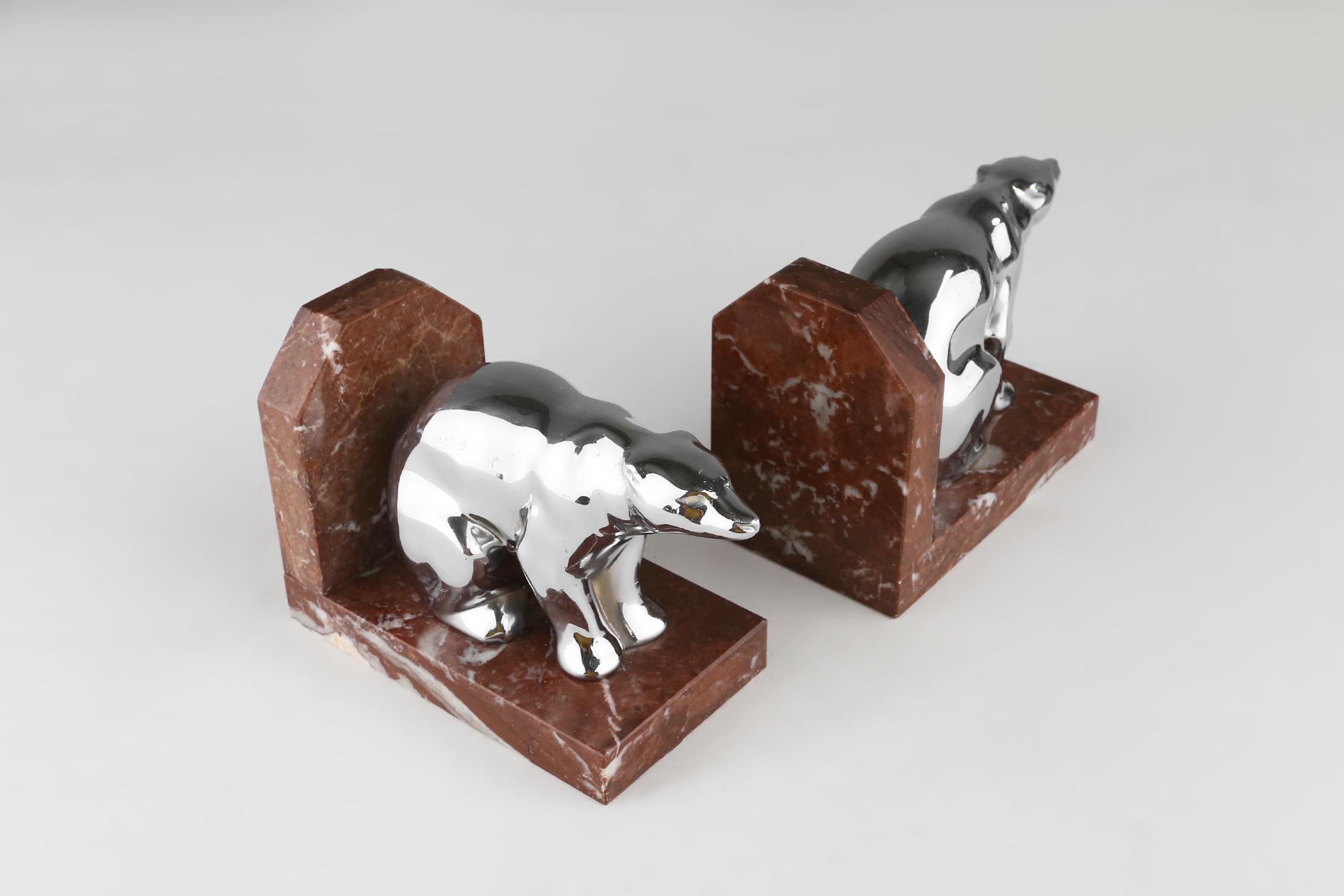 Metal Art Deco marble and metal bear bookends 1930 For Sale