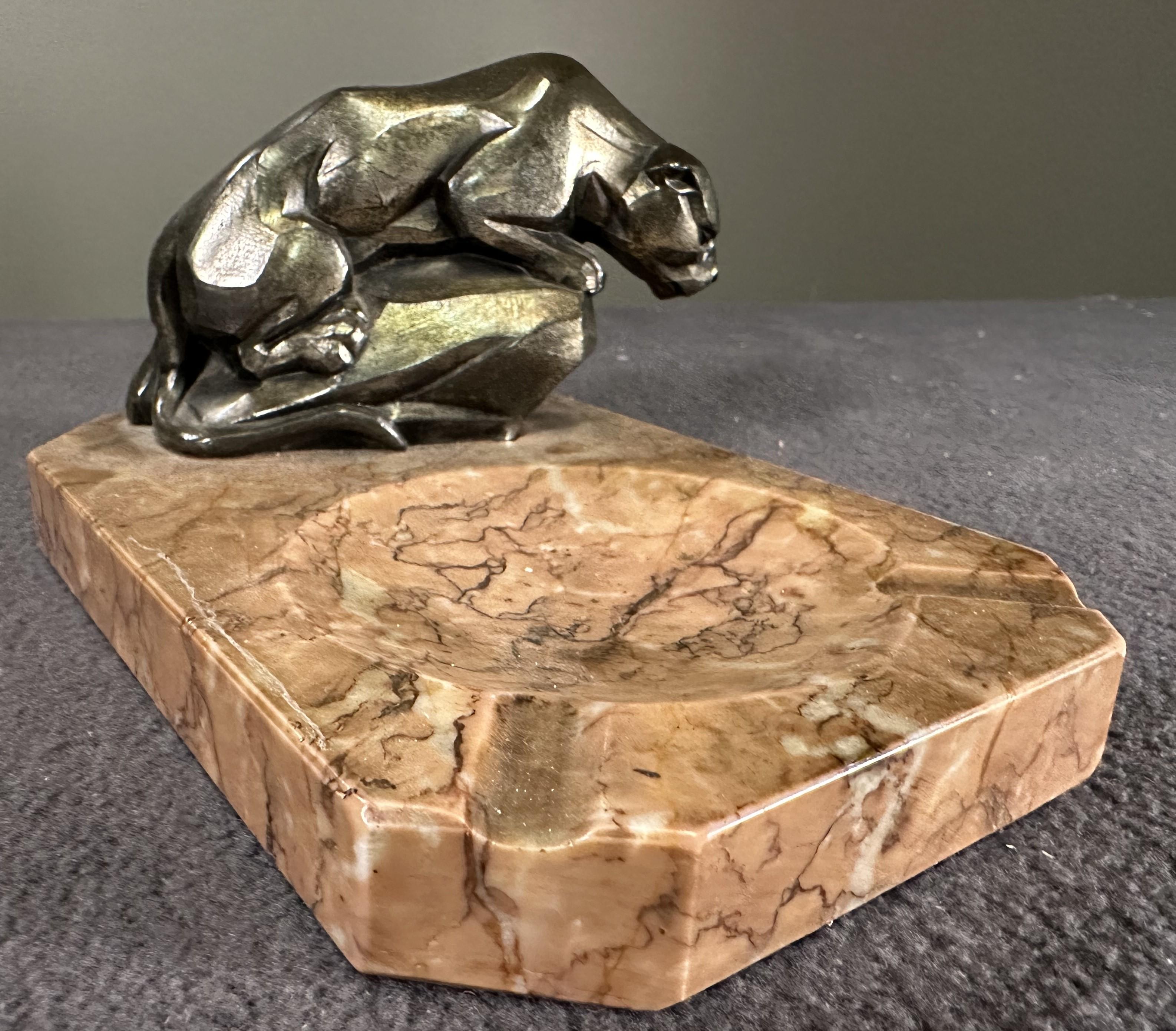 Art Deco Marble Ashtray with Panther Sculpture, France 1935 For Sale 7