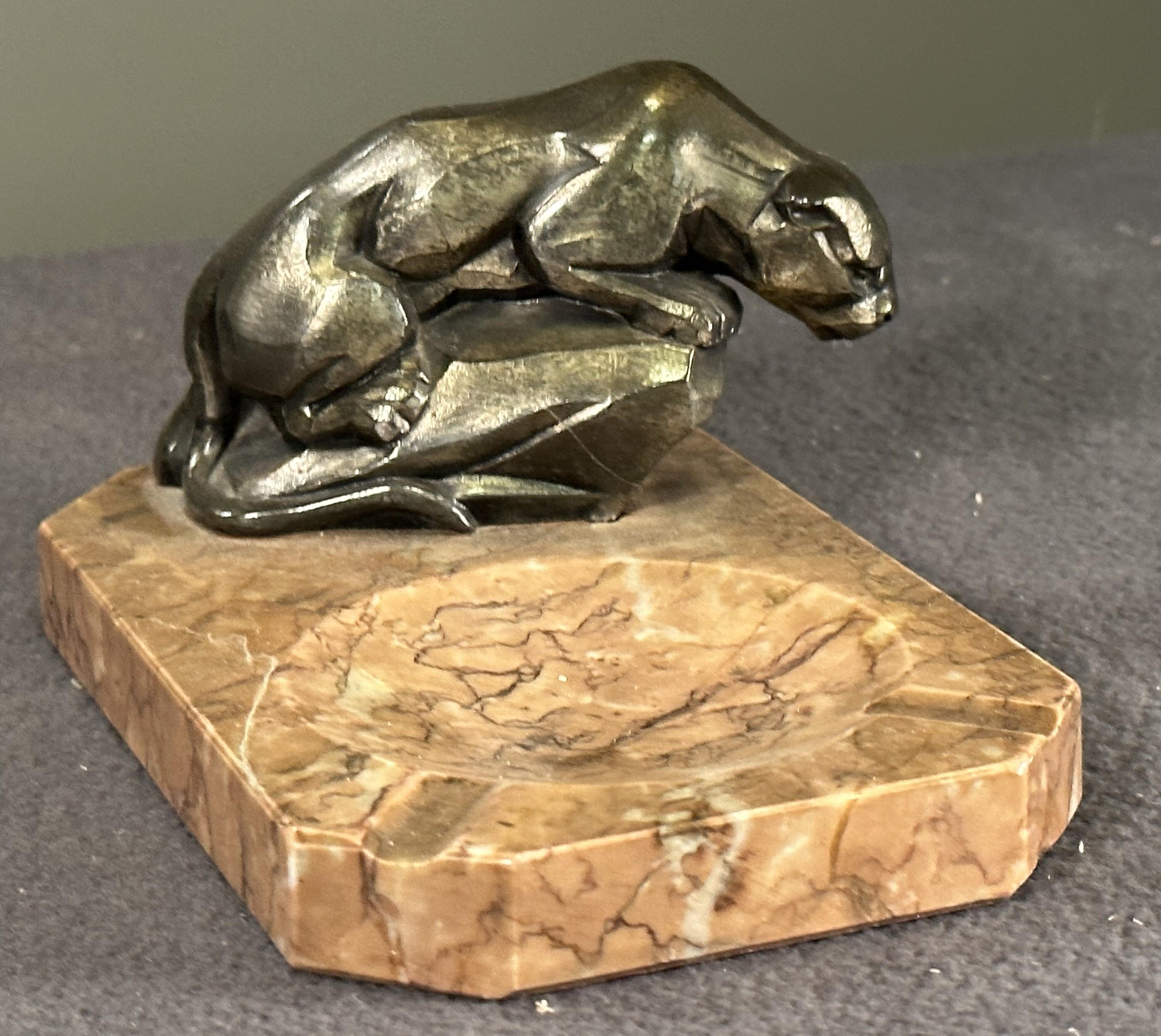Spelter Art Deco Marble Ashtray with Panther Sculpture, France 1935 For Sale