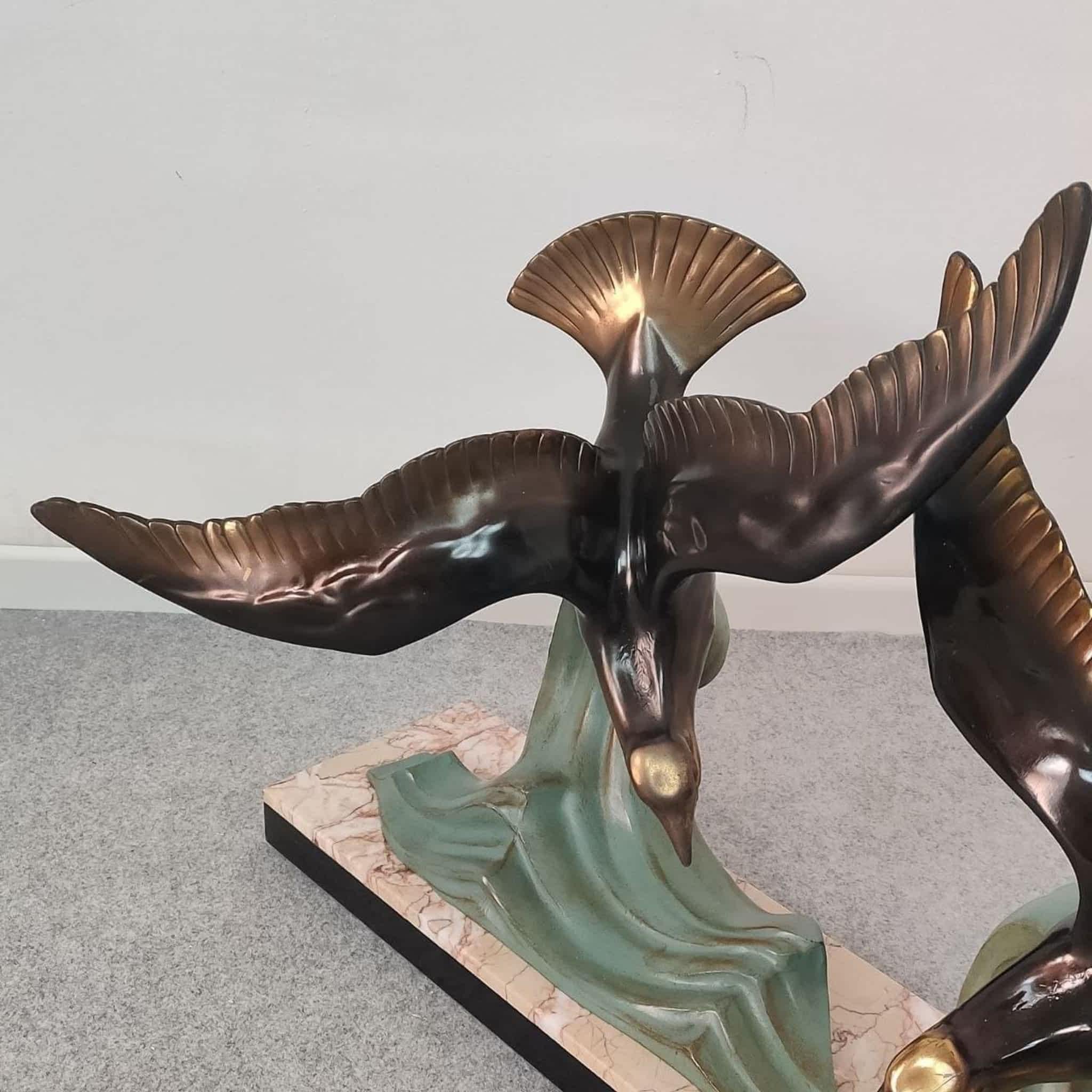 Art Deco Marmor Bronze Möwen Tier-Skulptur Dekorativ, Frankreich, 30er Jahre im Angebot 2