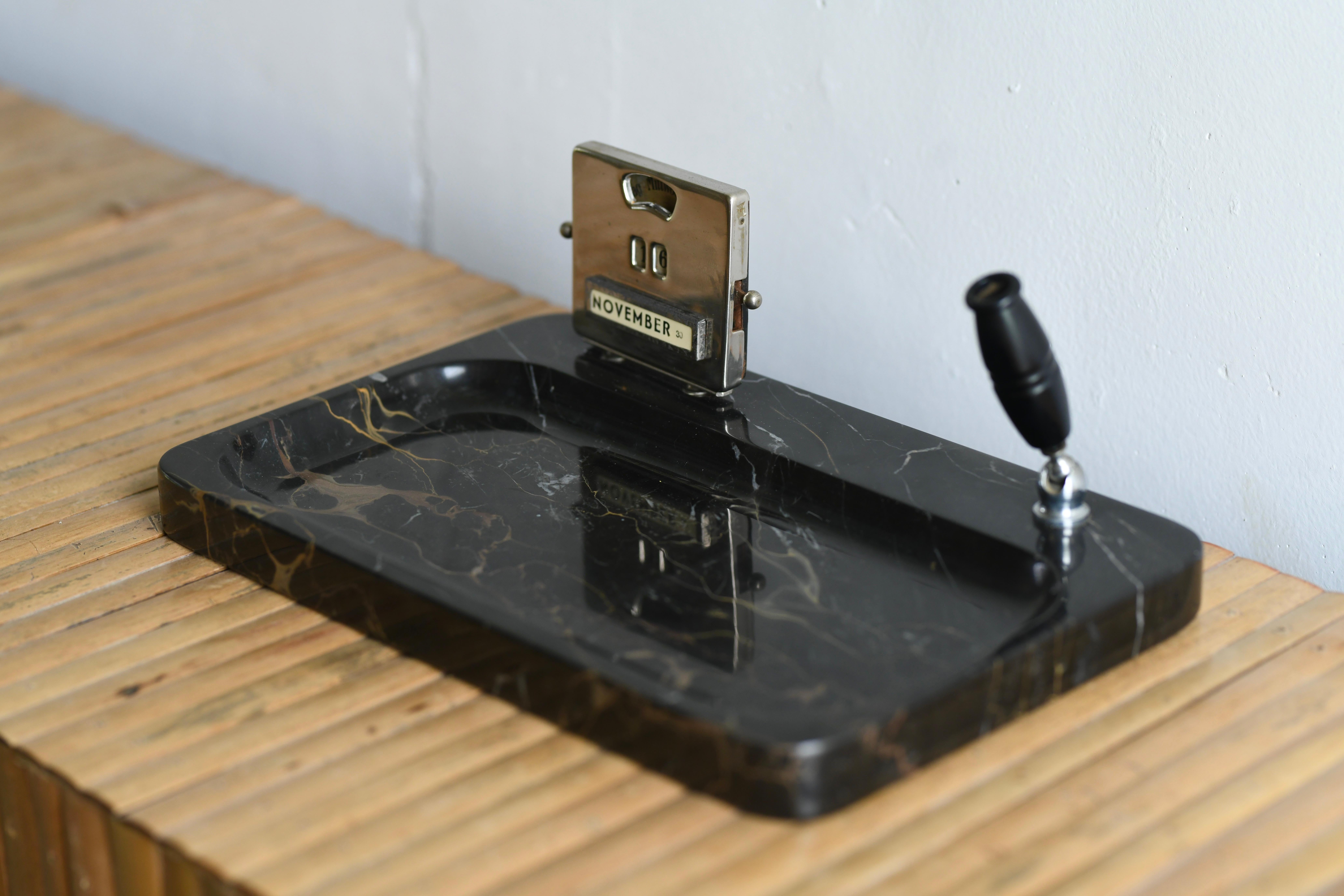 Polished Art Deco Marble Desk Perpetual calendar by Jakob Maul, Germany, 1920s For Sale