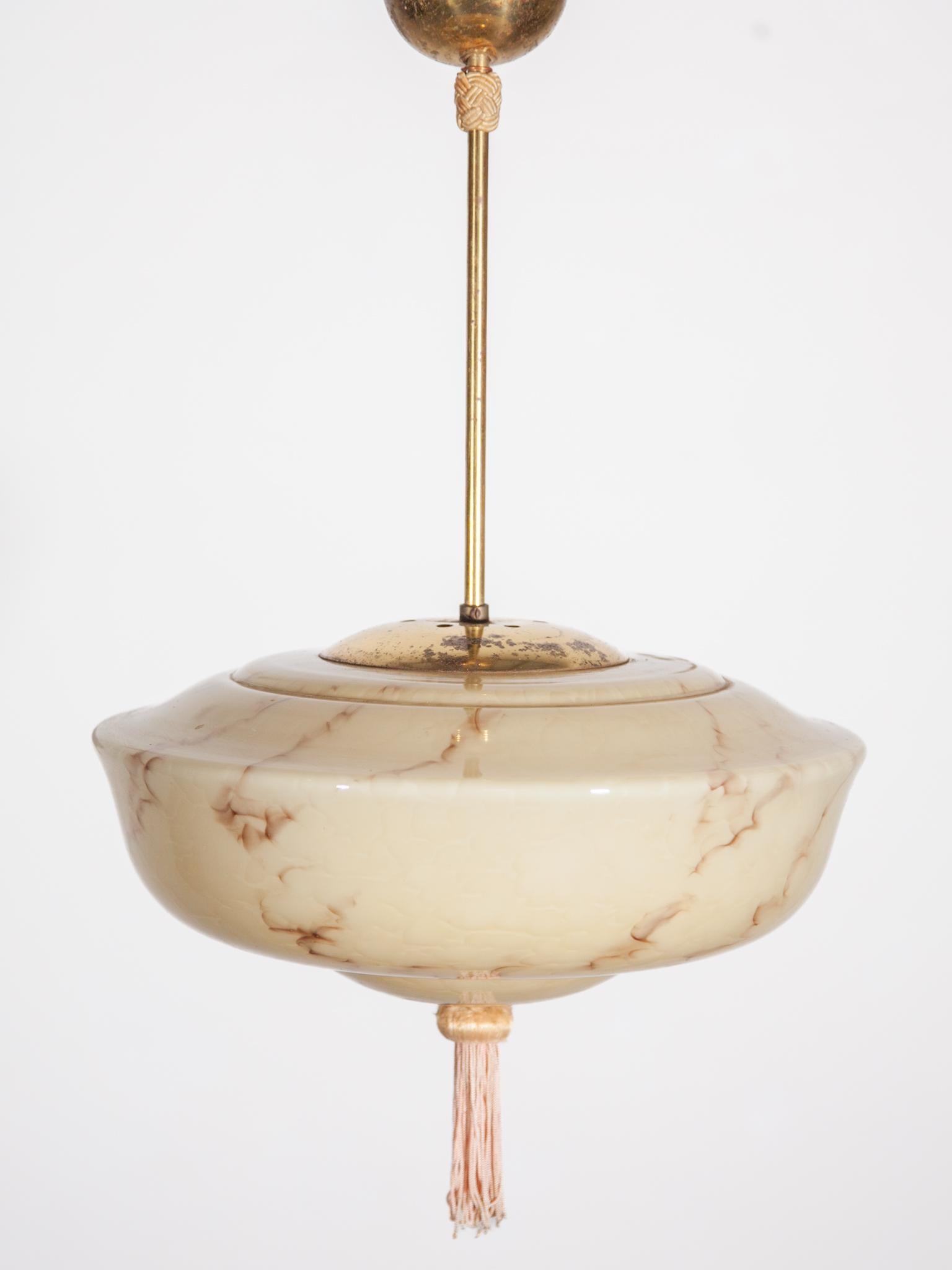Lampada a sospensione in vetro di marmo Art Deco in vendita 2