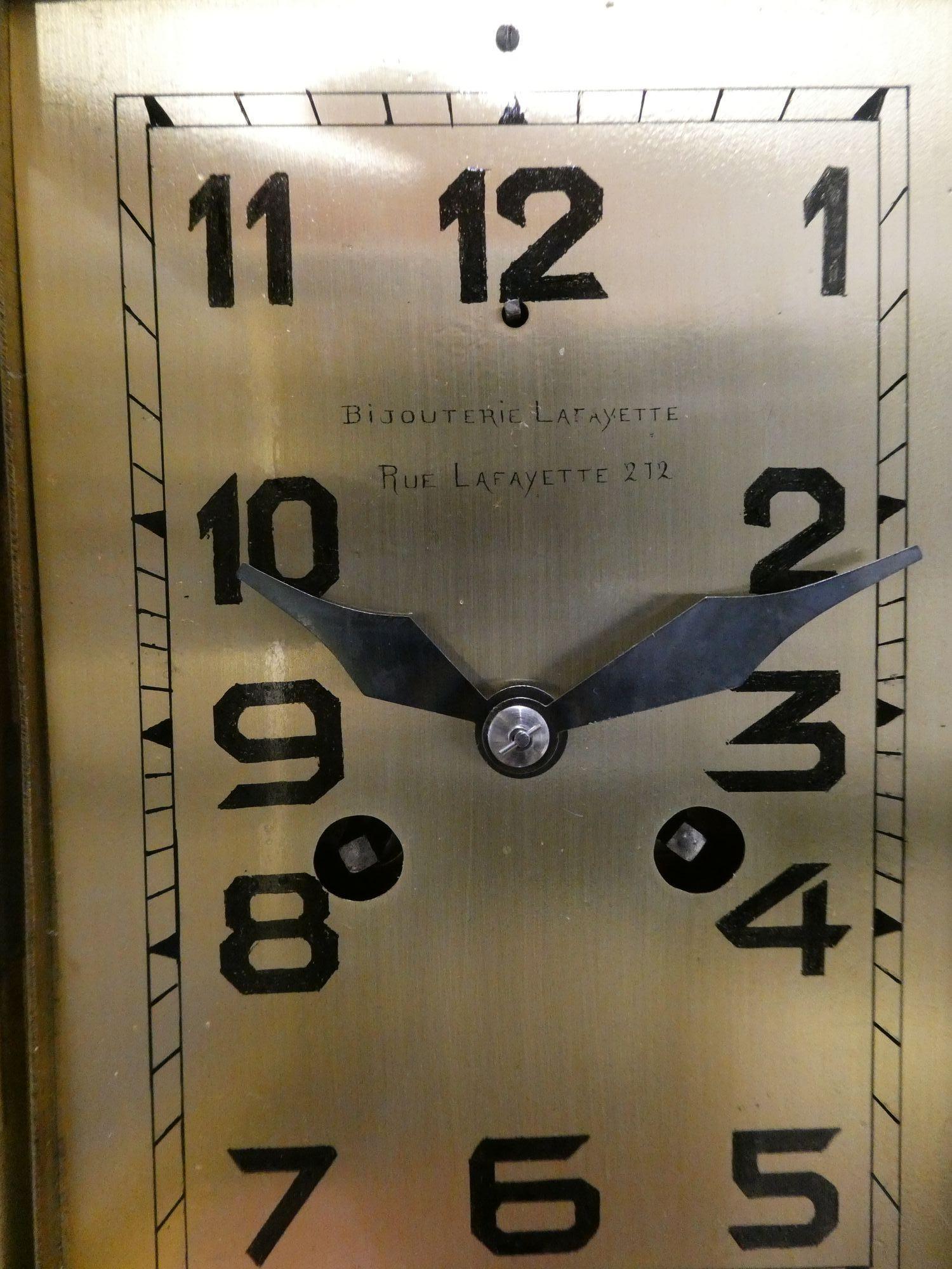 Art Deco Marble Mantel Clock For Sale 5