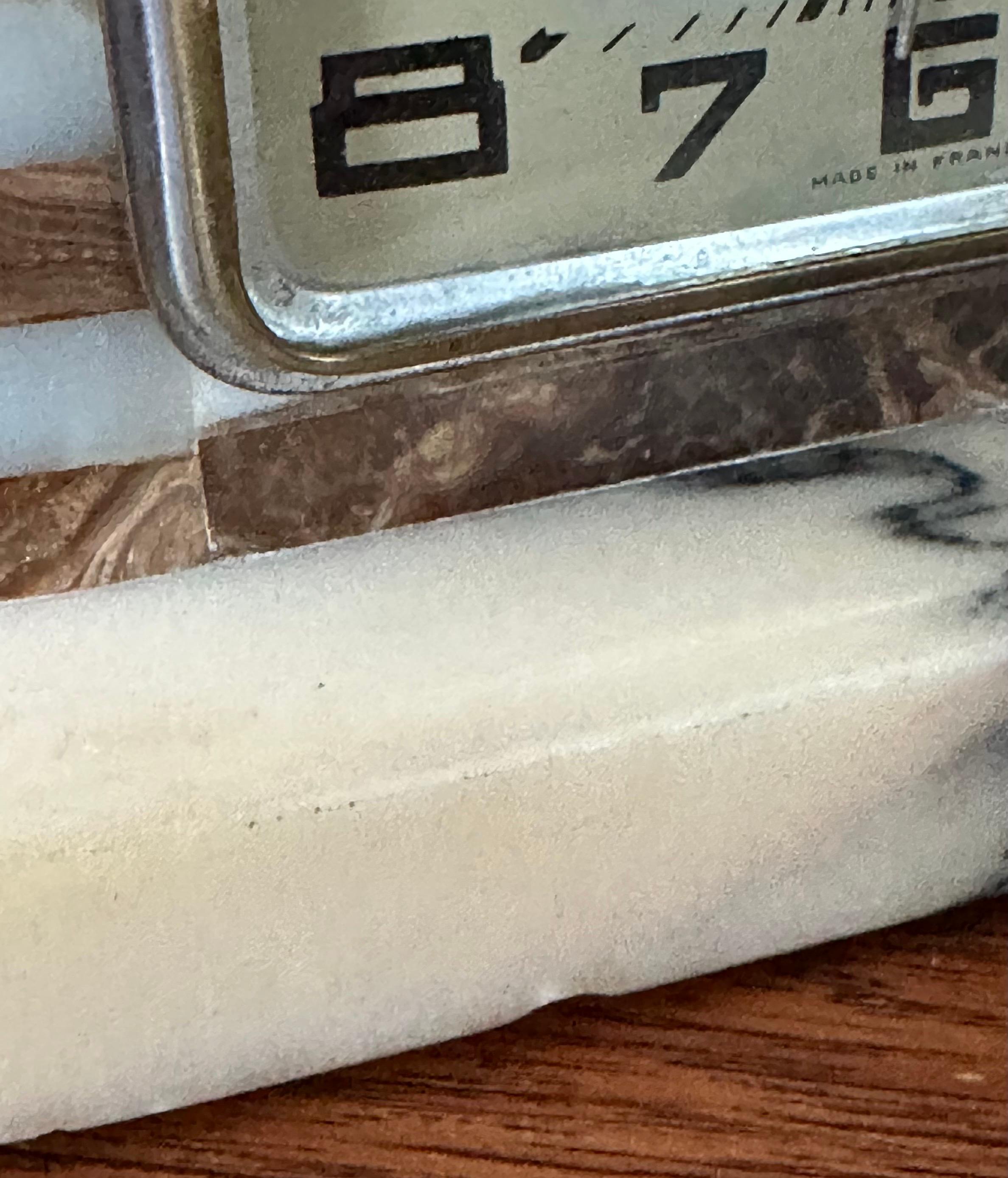 Art Deco Marmor & Onyx Wind Up Tischuhr von DEP of France im Angebot 8