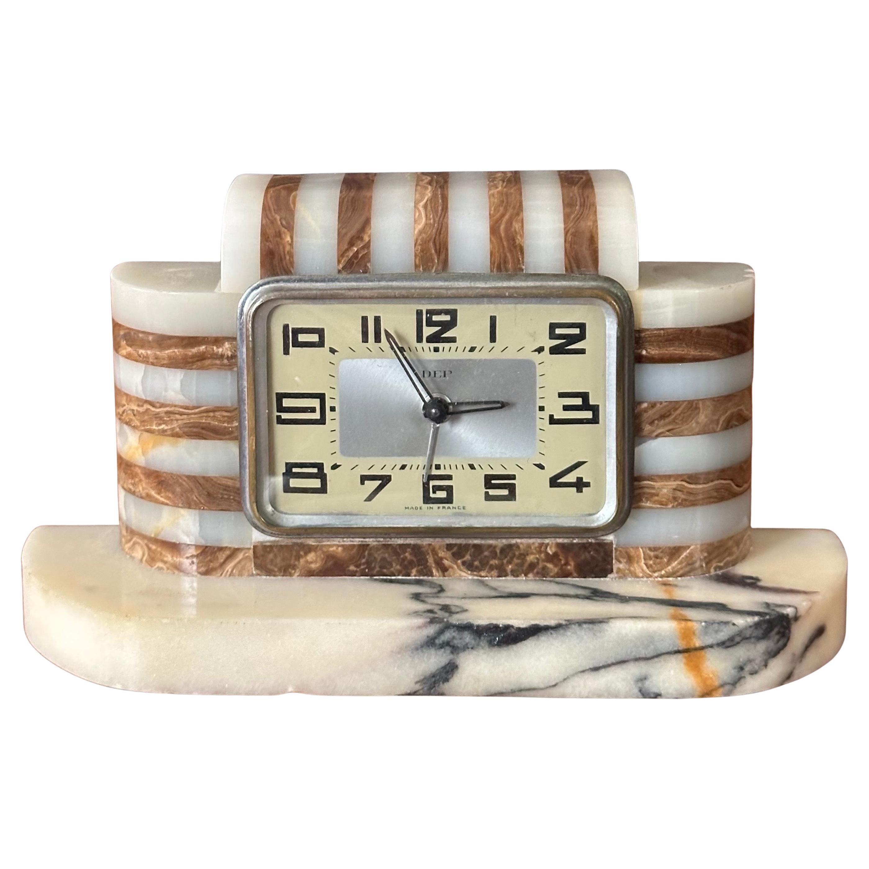 Art Deco Marmor & Onyx Wind Up Tischuhr von DEP of France