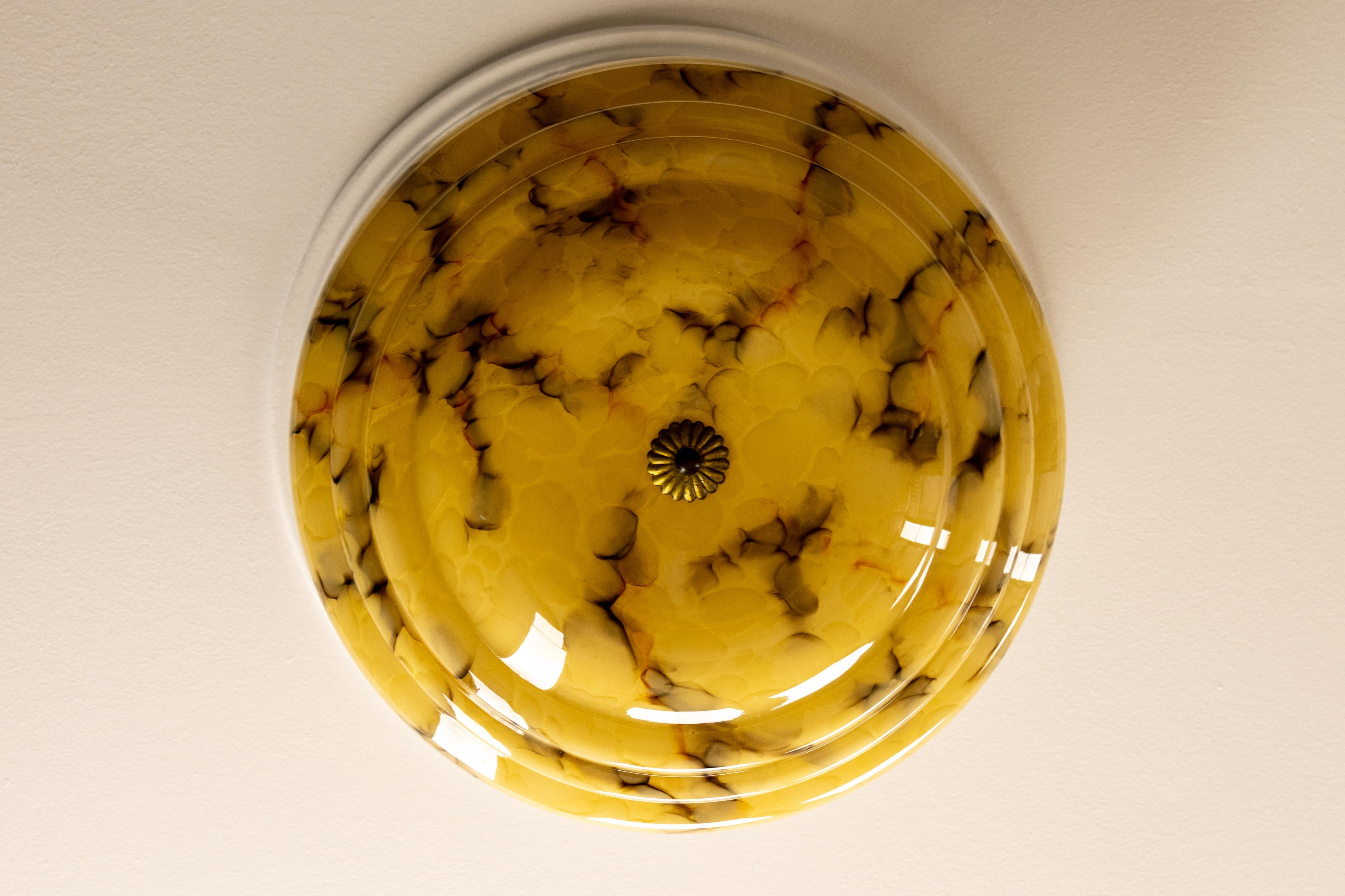 Art Deco Marbled Amber and Brown Glass and Brass Pendant Light, Germany, 1930s For Sale 5
