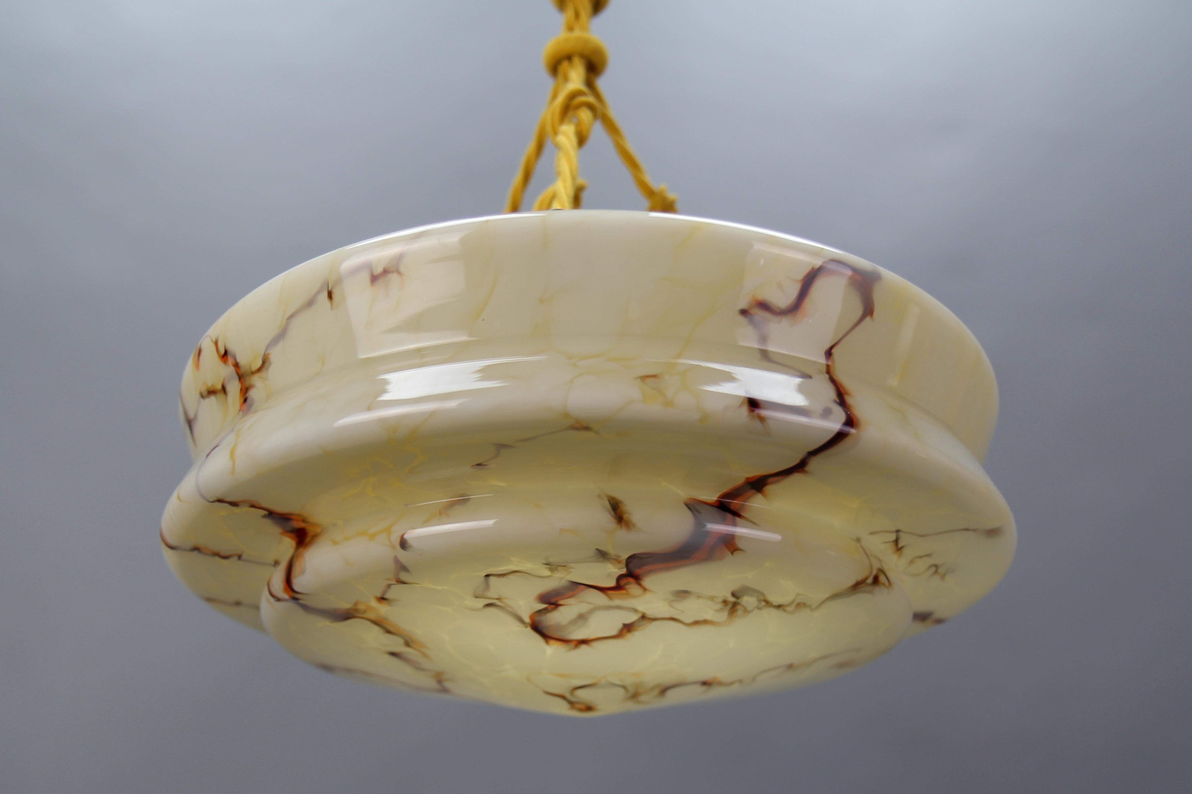 Art Deco Marbled Amber Color Glass and Brass Pendant Light For Sale 1